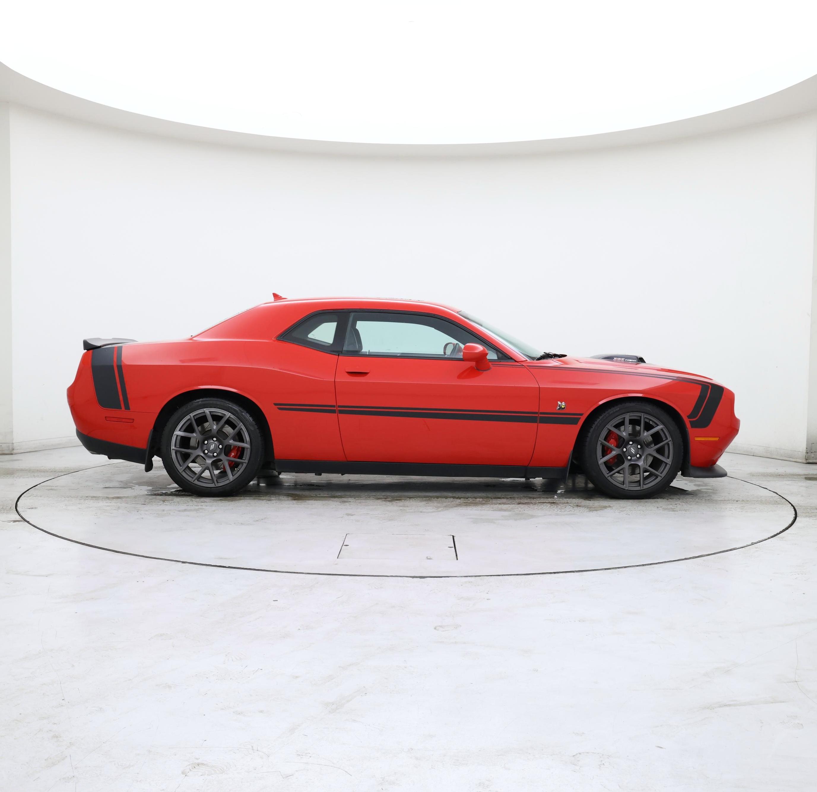 Thumbnail: 2018 Dodge Challenger - 7