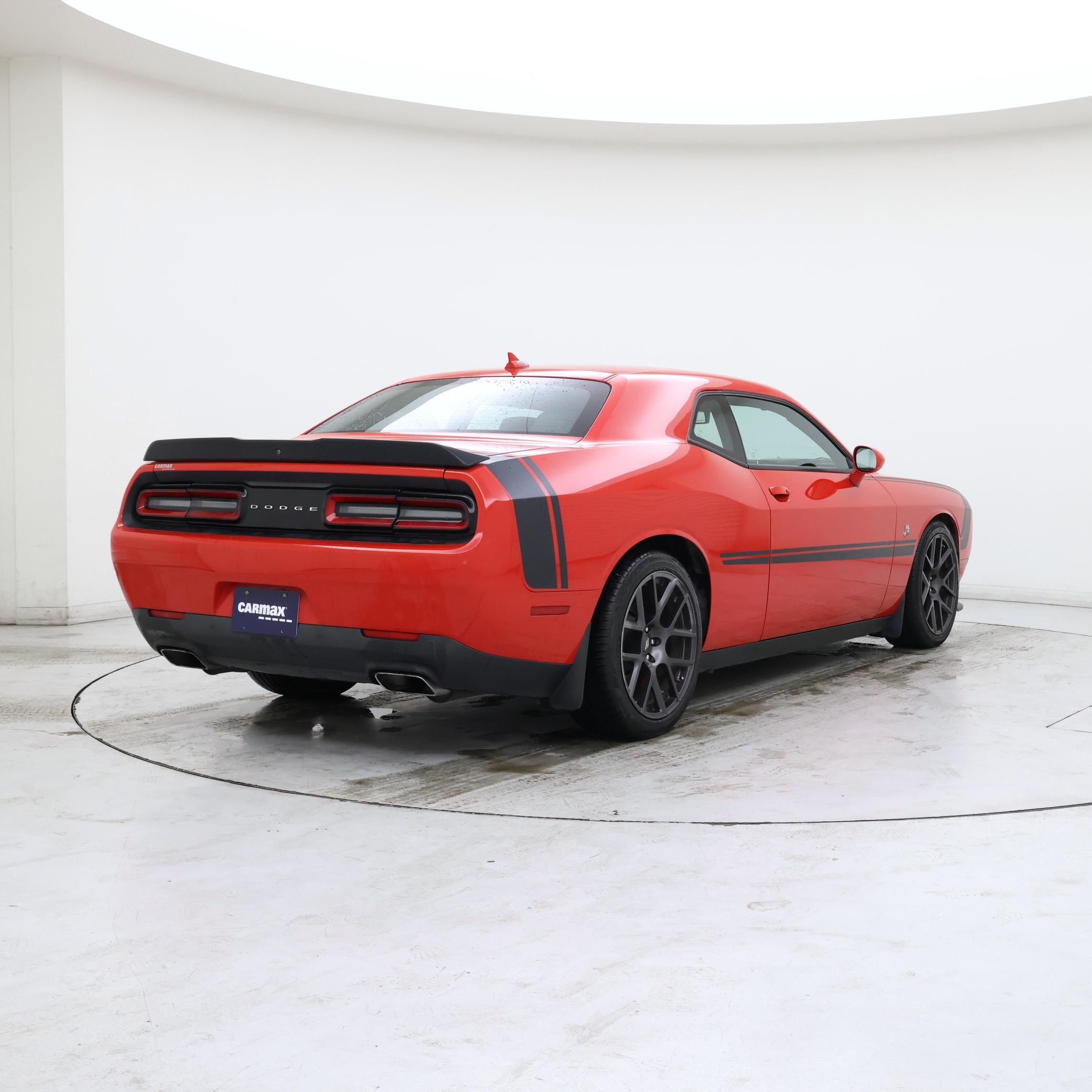 Thumbnail: 2018 Dodge Challenger - 8