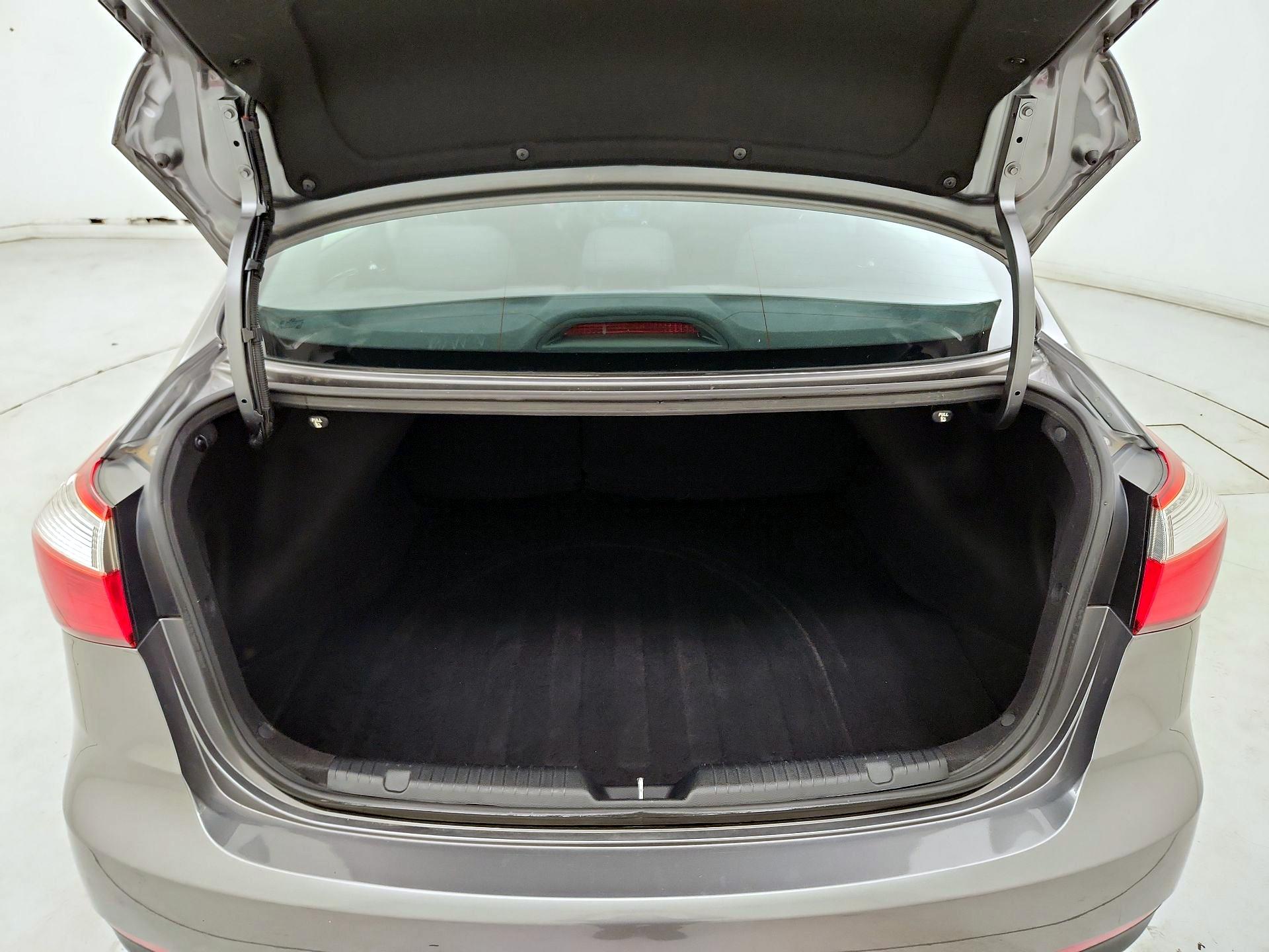 Thumbnail: 2016 Kia Forte - 20