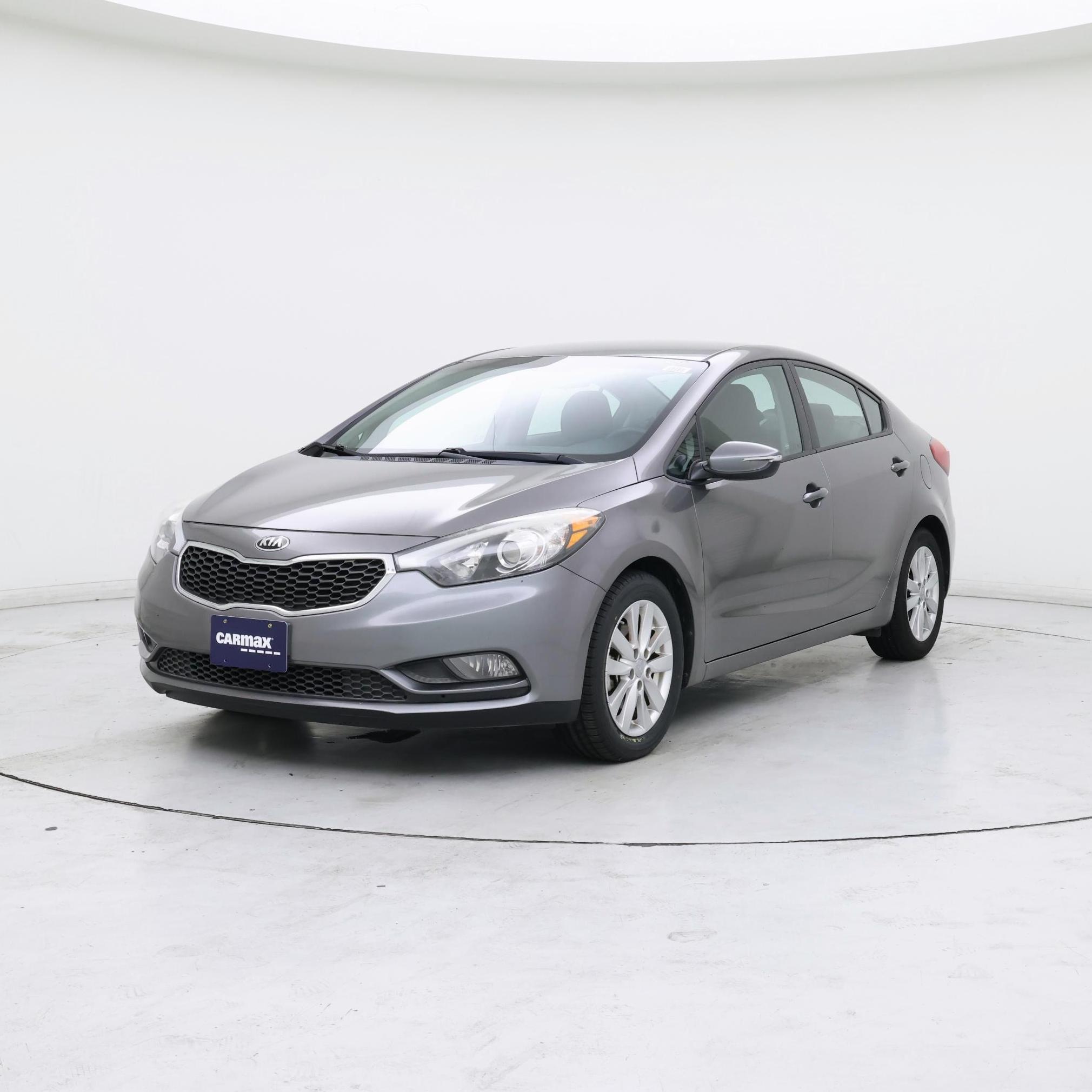 Thumbnail: 2016 Kia Forte - 4