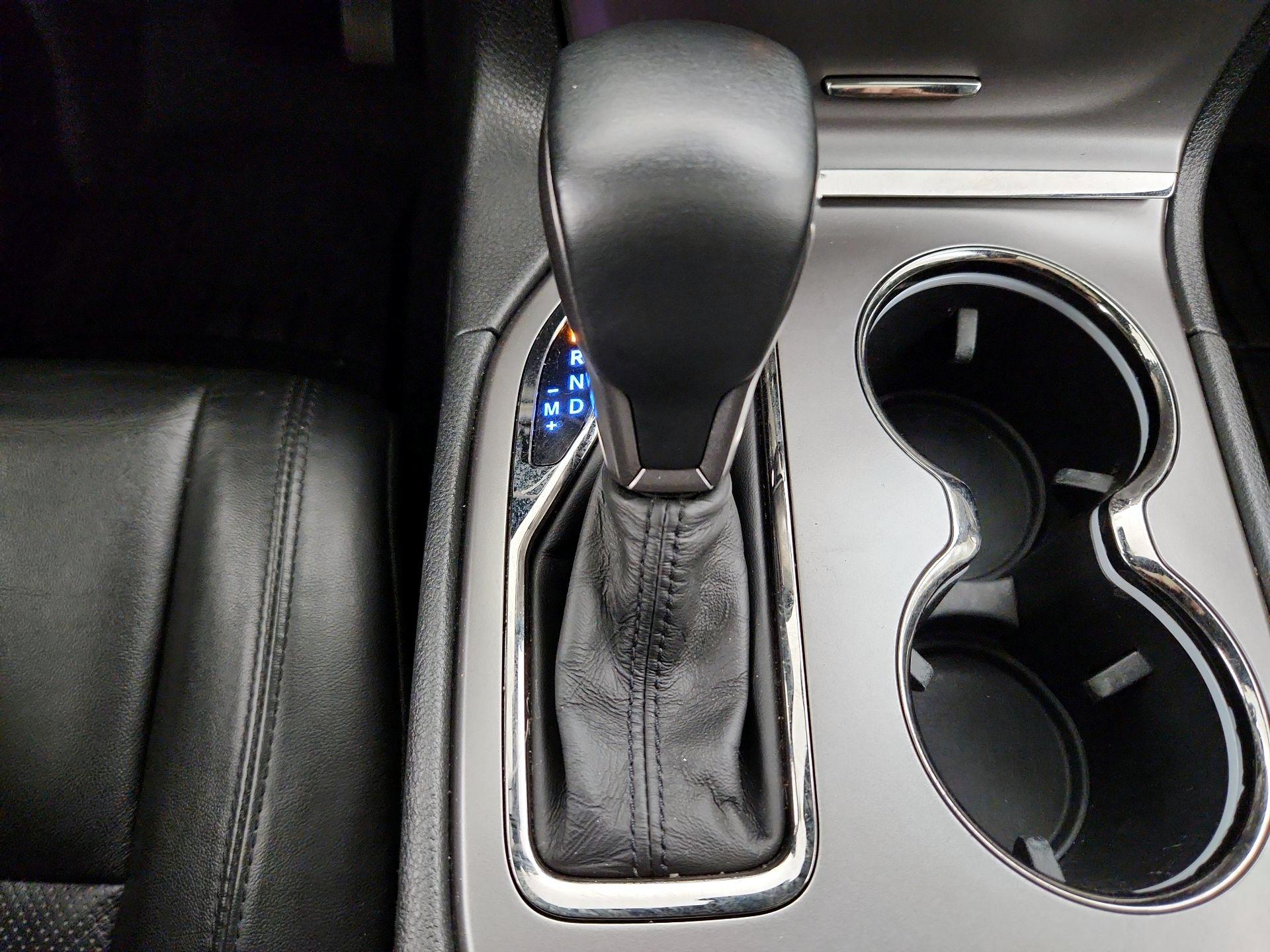 Thumbnail: 2019 Jeep Grand Cherokee - 18
