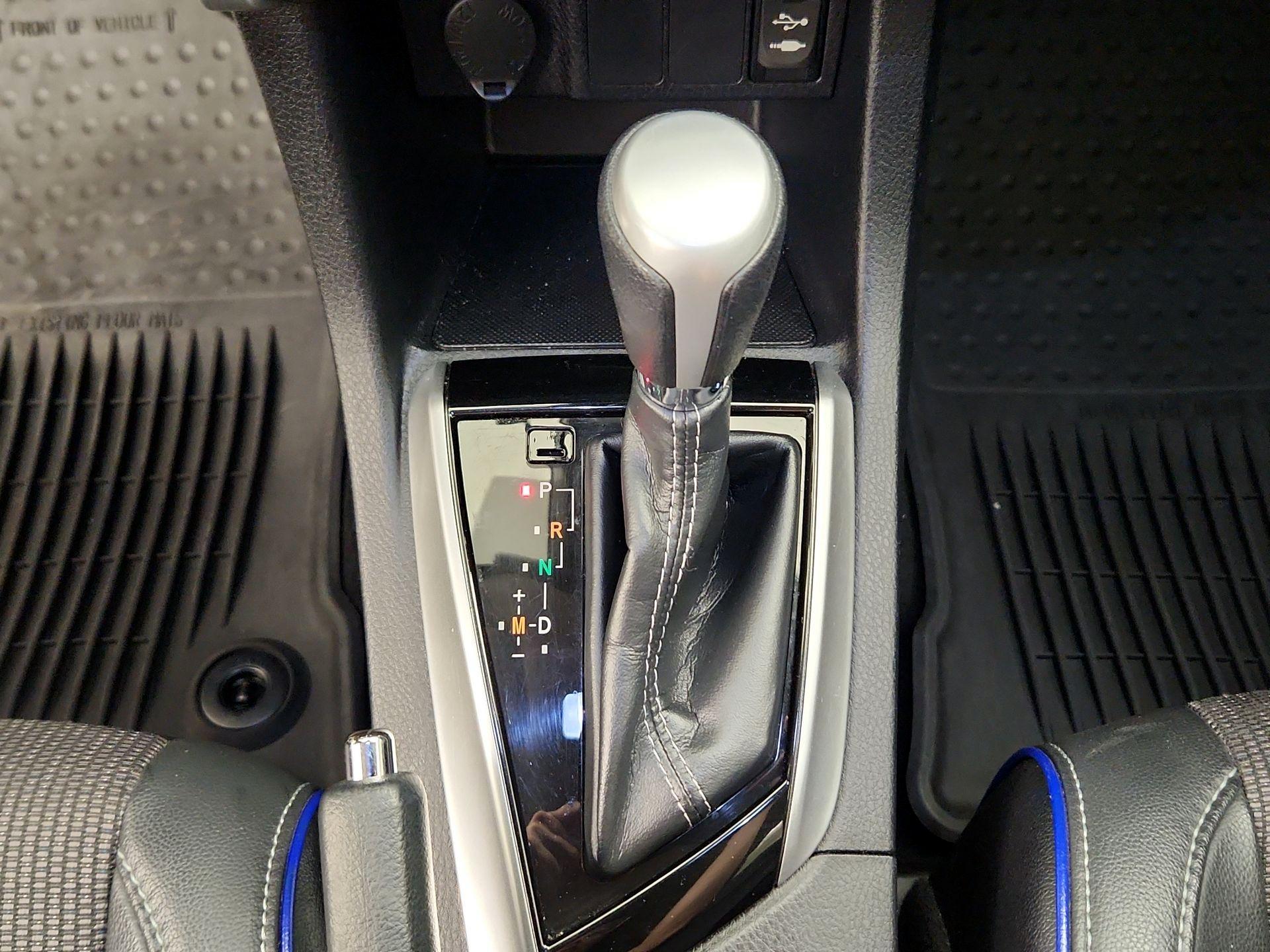 Thumbnail: 2019 Toyota Corolla - 17