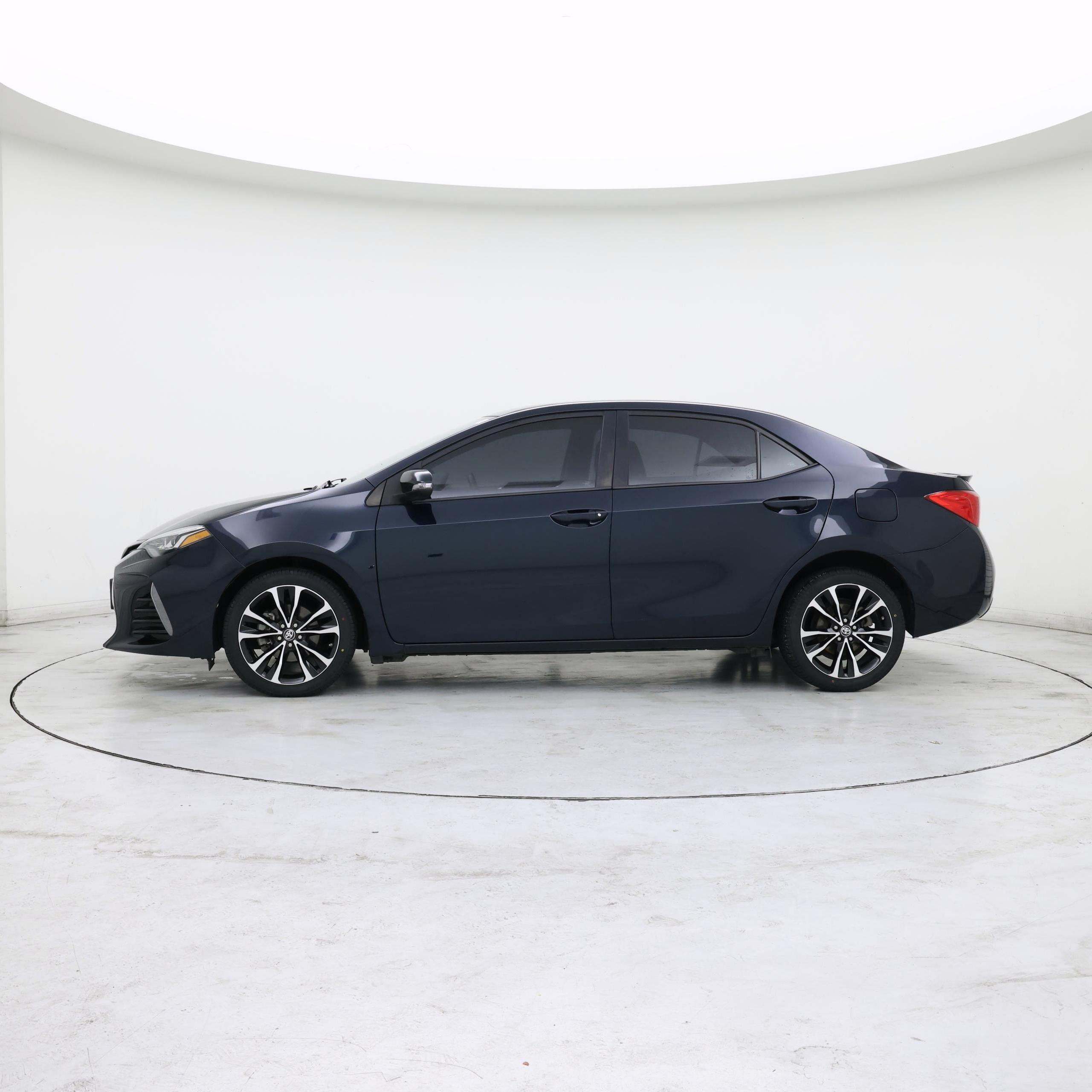 Thumbnail: 2019 Toyota Corolla - 3