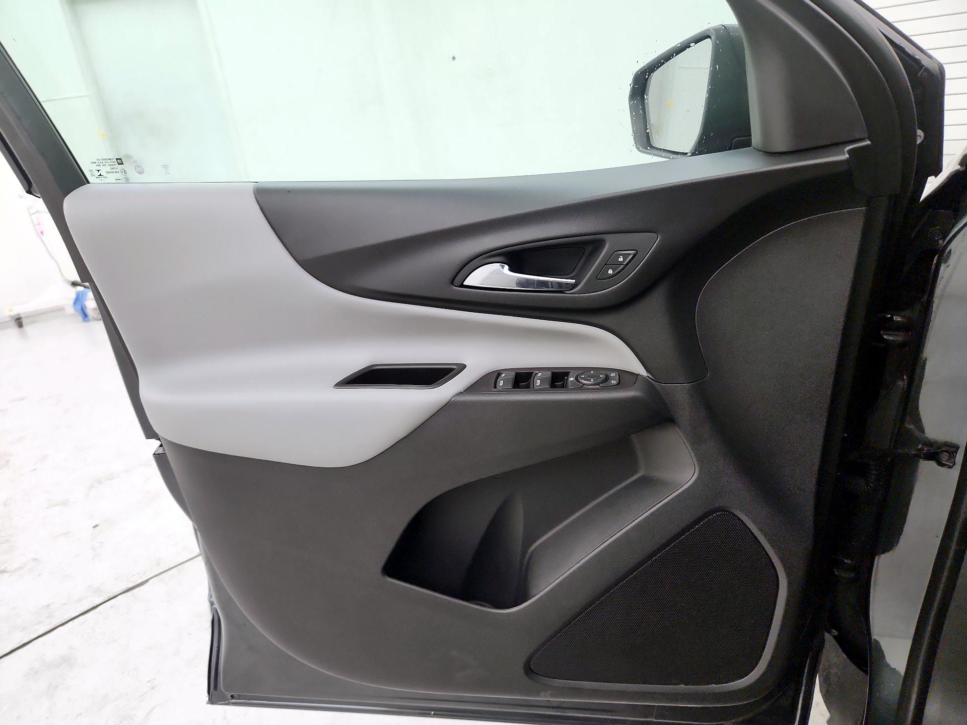 Thumbnail: 2020 Chevrolet Equinox - 12