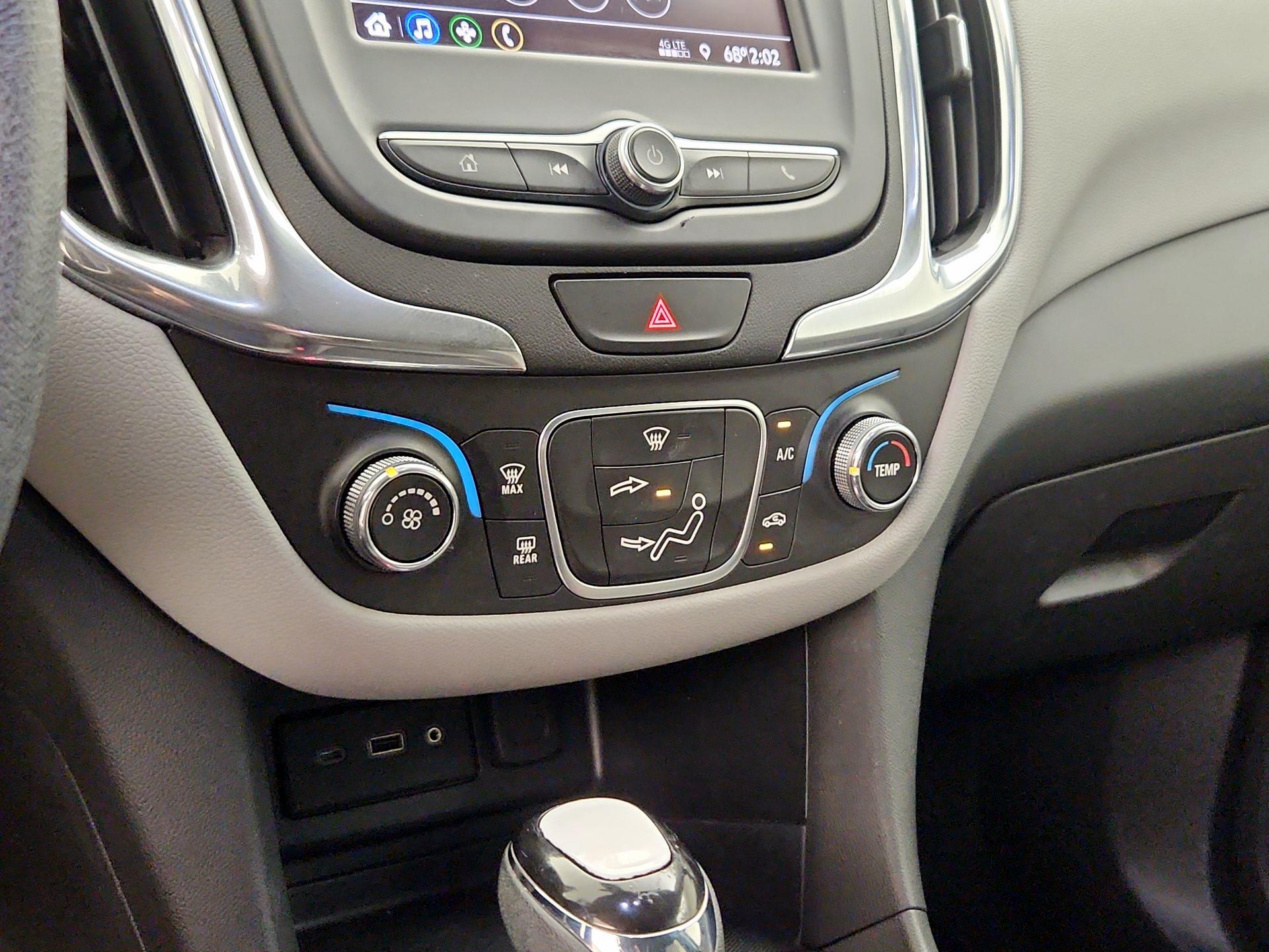 Thumbnail: 2020 Chevrolet Equinox - 16