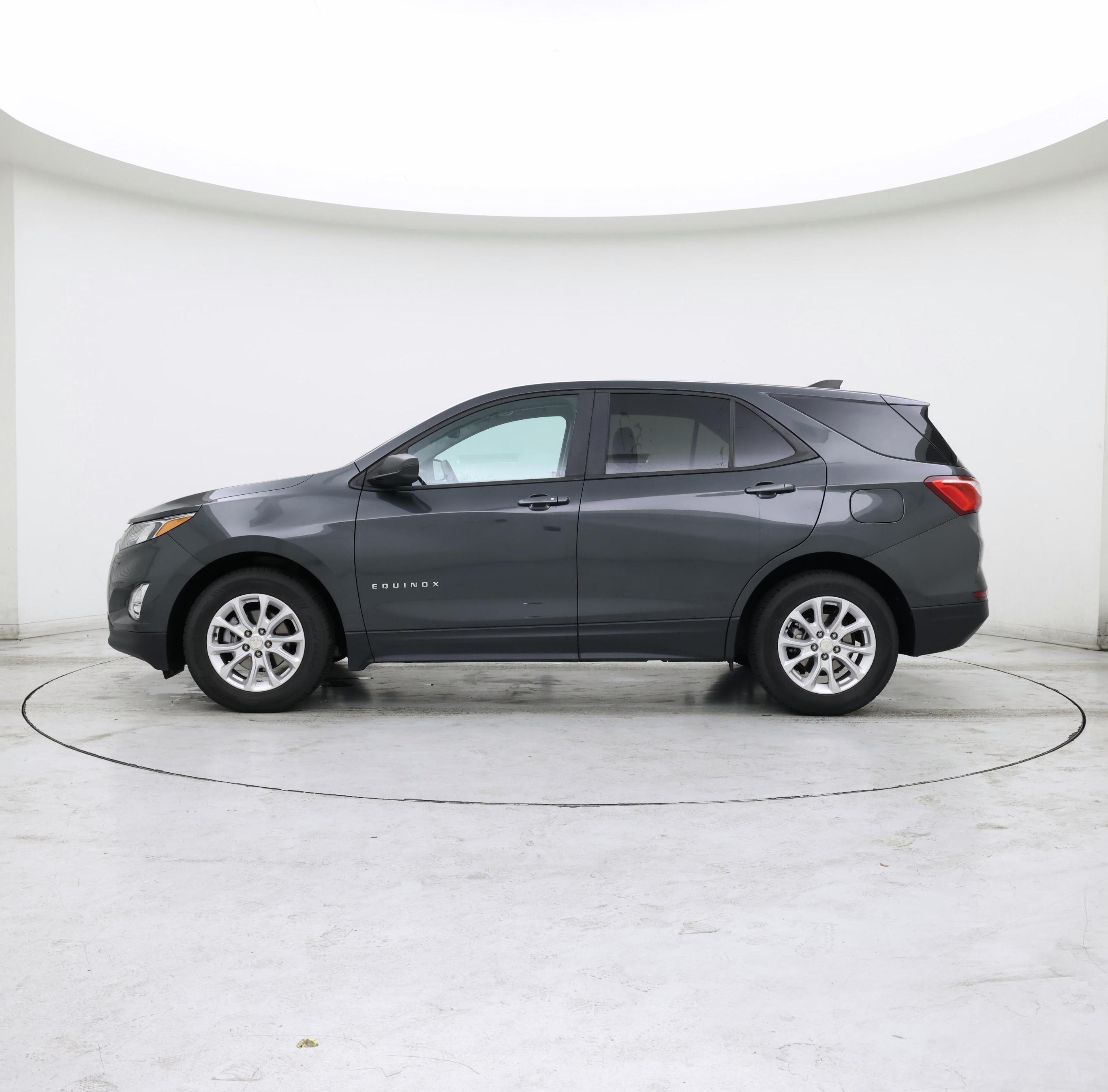 Thumbnail: 2020 Chevrolet Equinox - 3