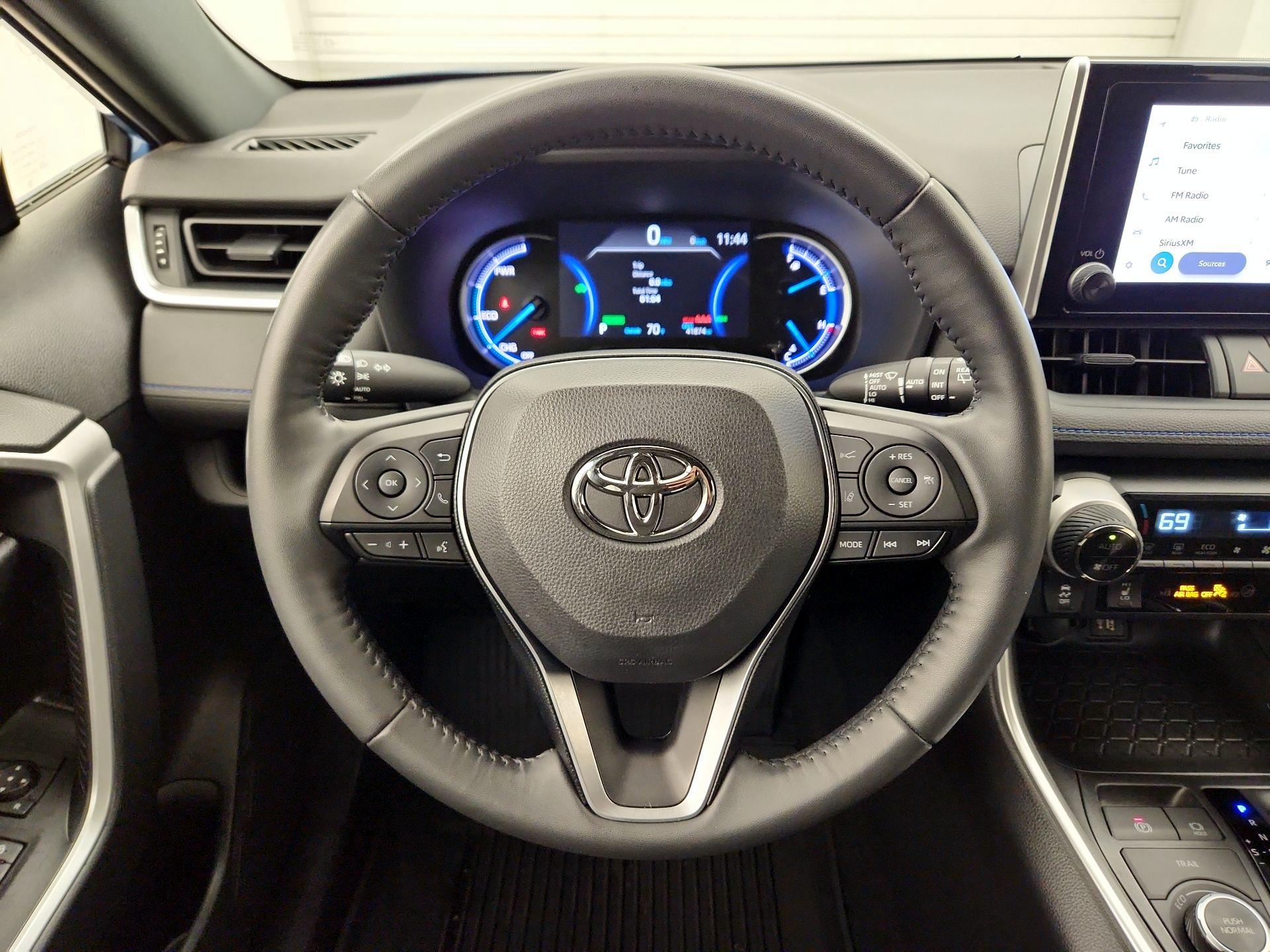 Thumbnail: 2023 Toyota RAV4 - 10