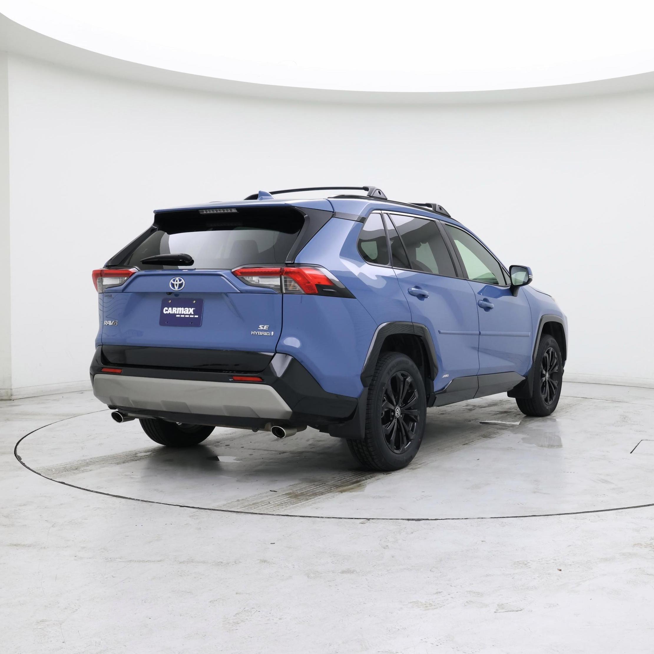 Thumbnail: 2023 Toyota RAV4 - 8