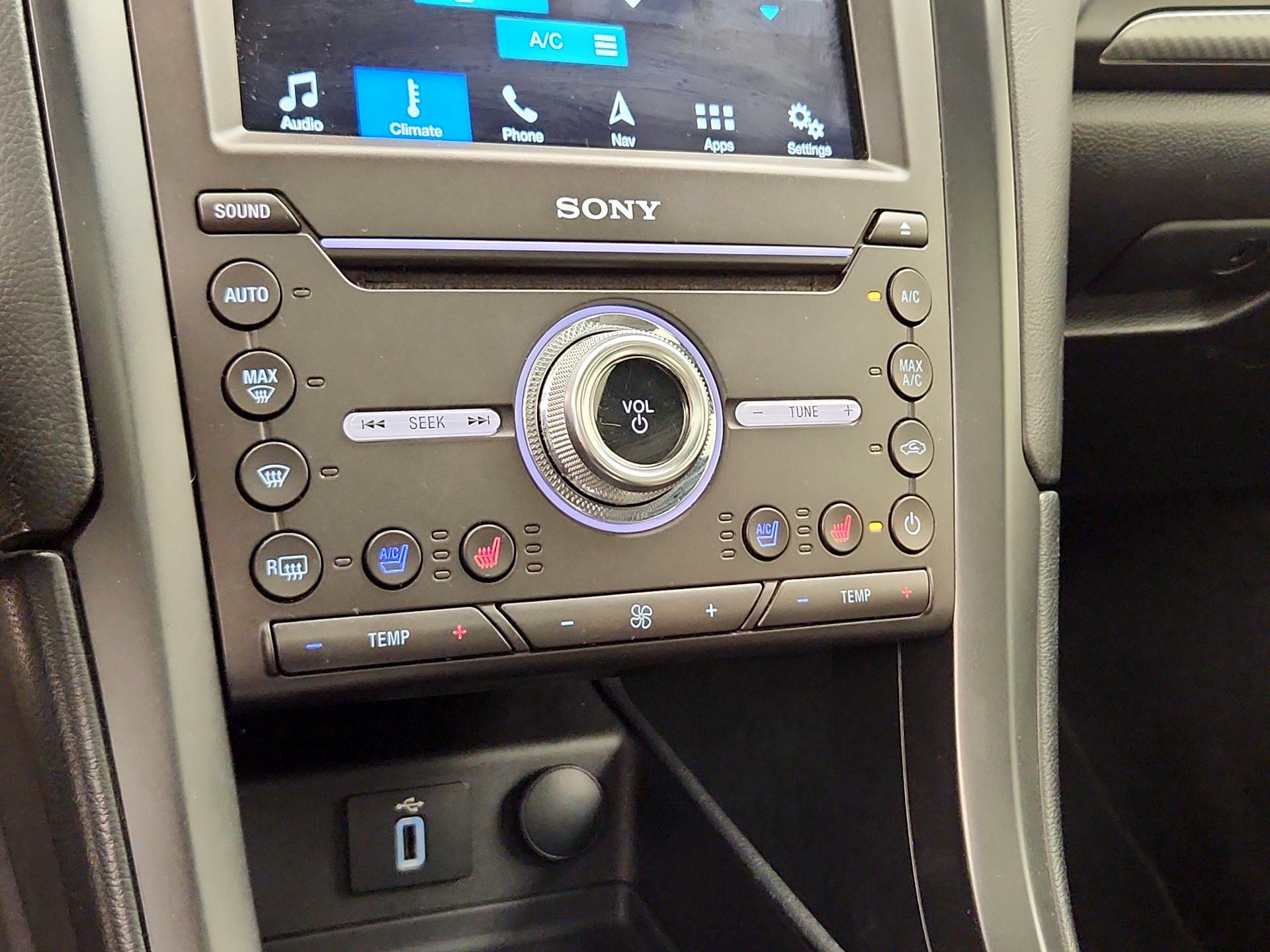 Thumbnail: 2017 Ford Fusion - 17