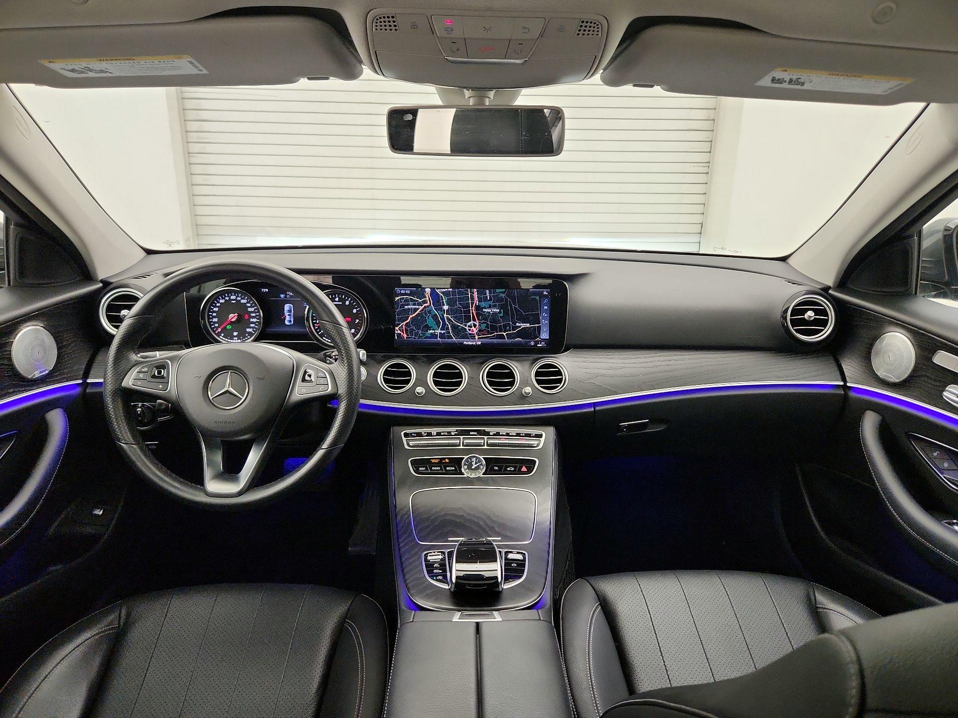 Thumbnail: 2018 Mercedes-Benz E-Class - 9