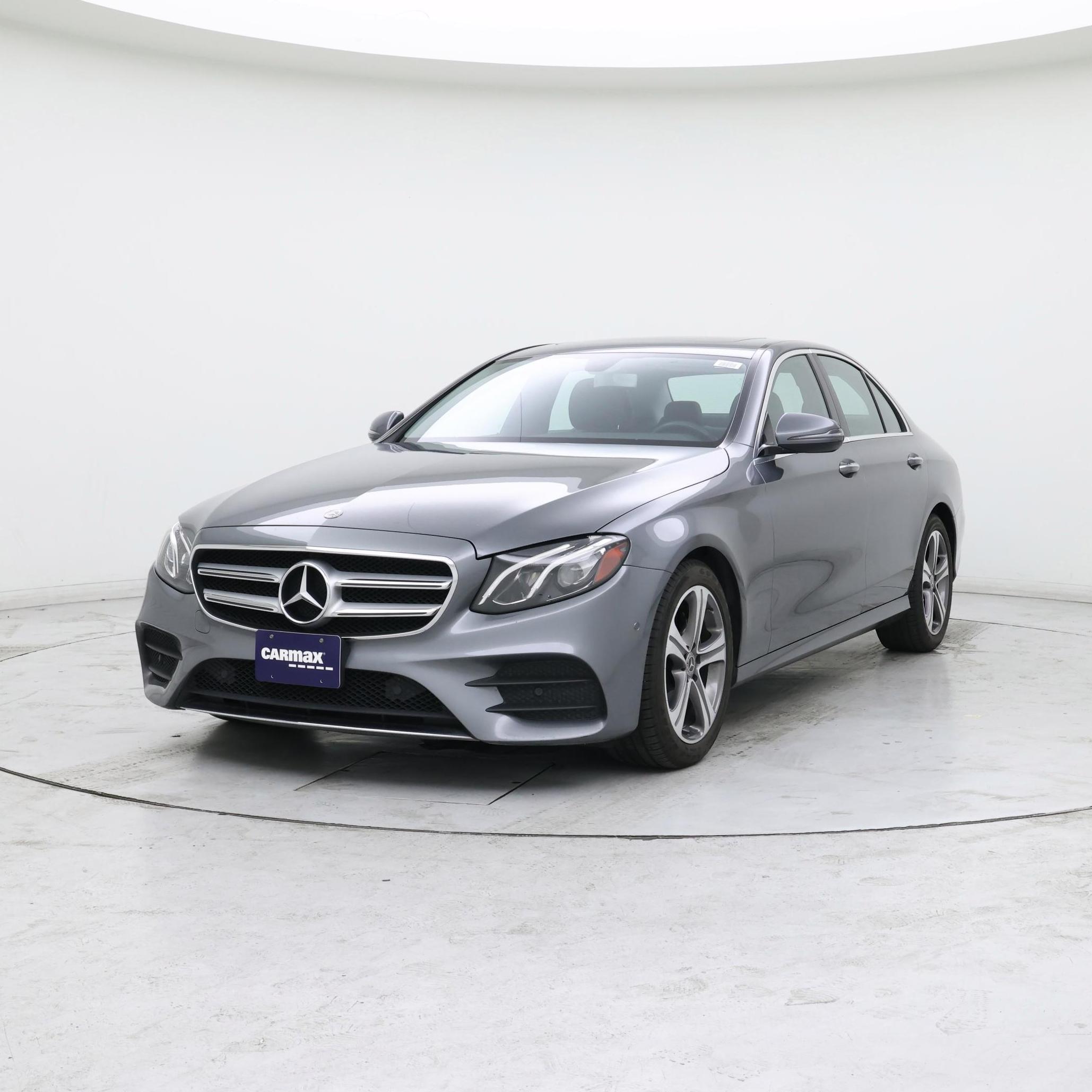 Thumbnail: 2018 Mercedes-Benz E-Class - 4