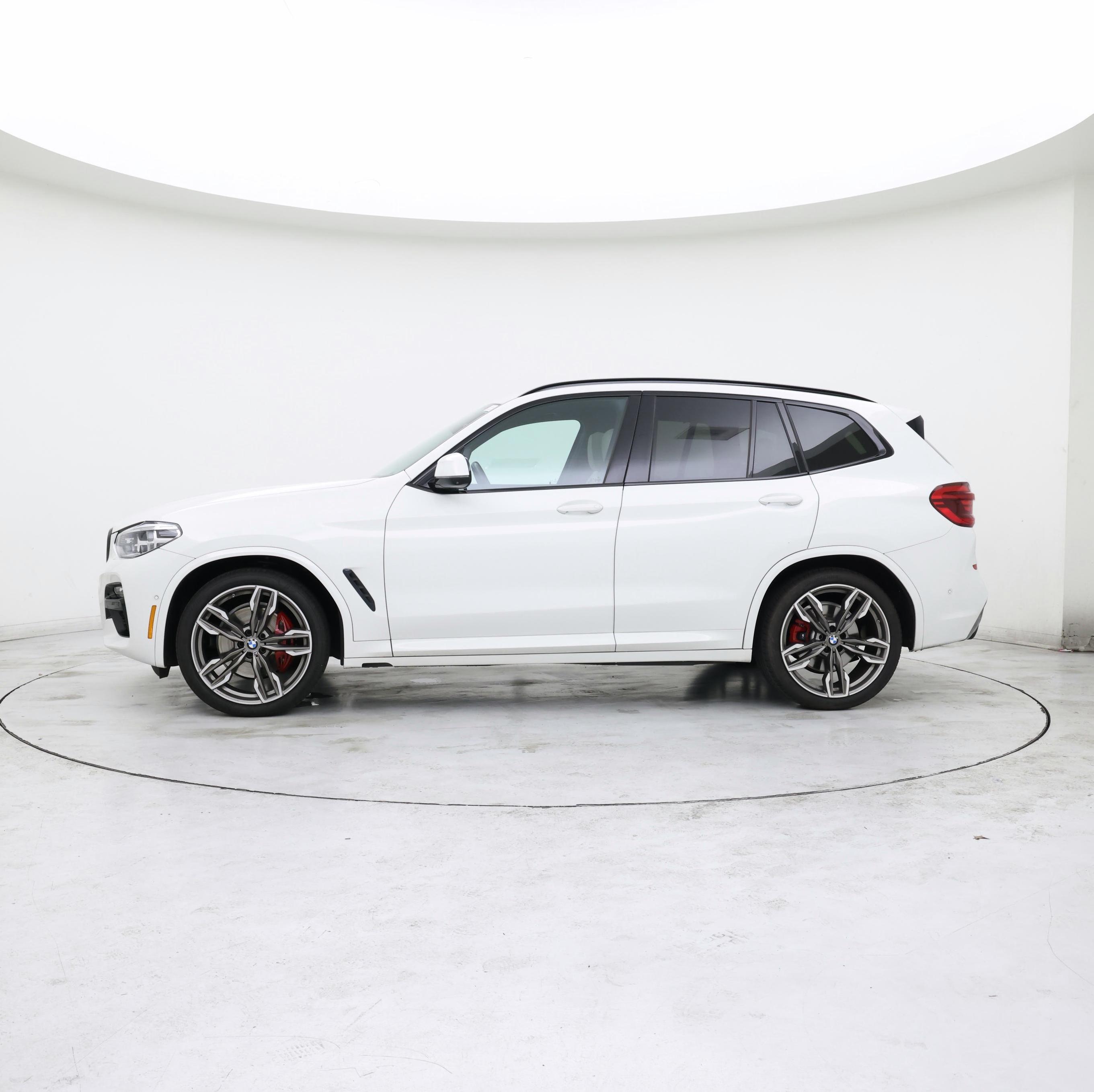 Thumbnail: 2021 BMW X3 - 3