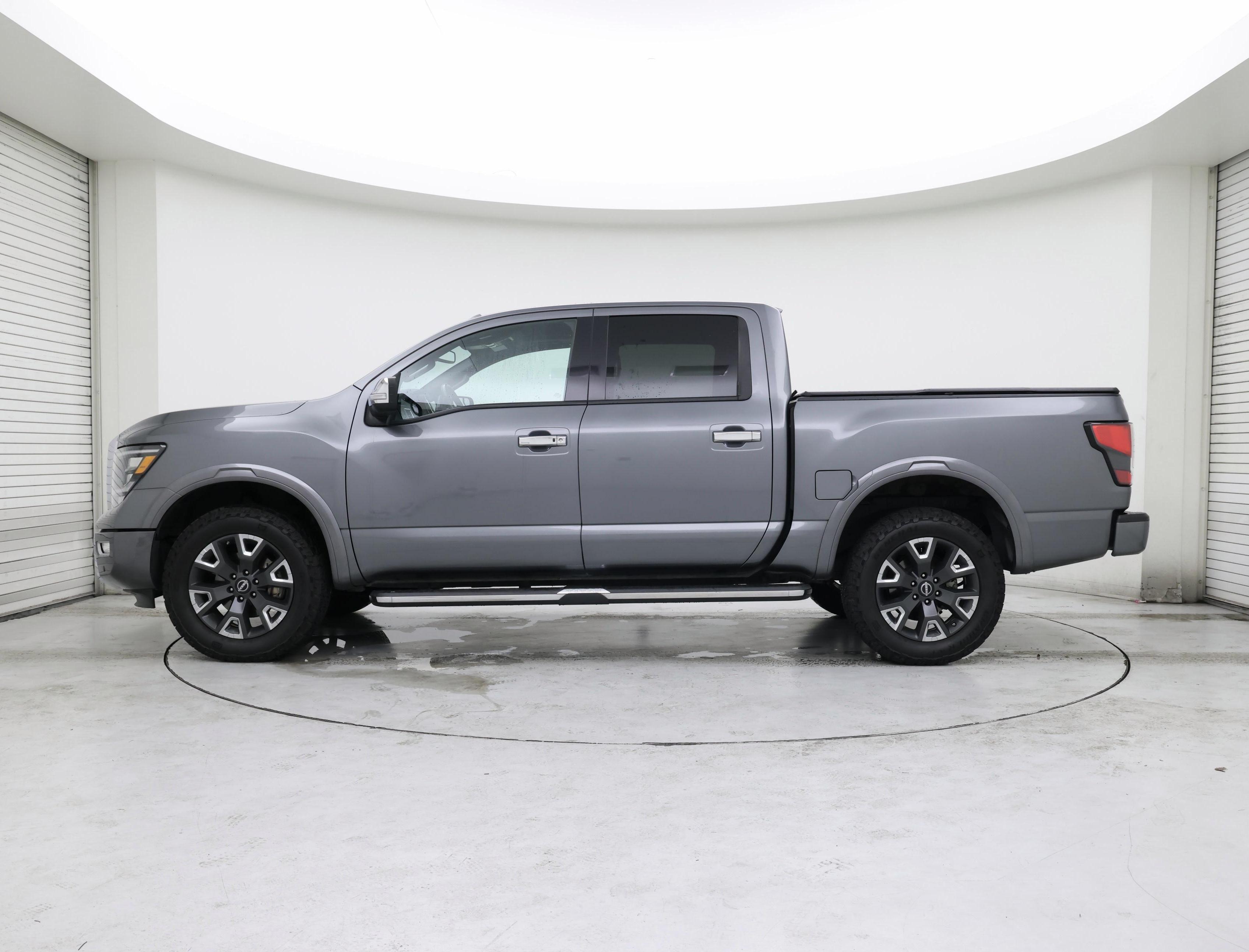Thumbnail: 2021 Nissan Titan - 3