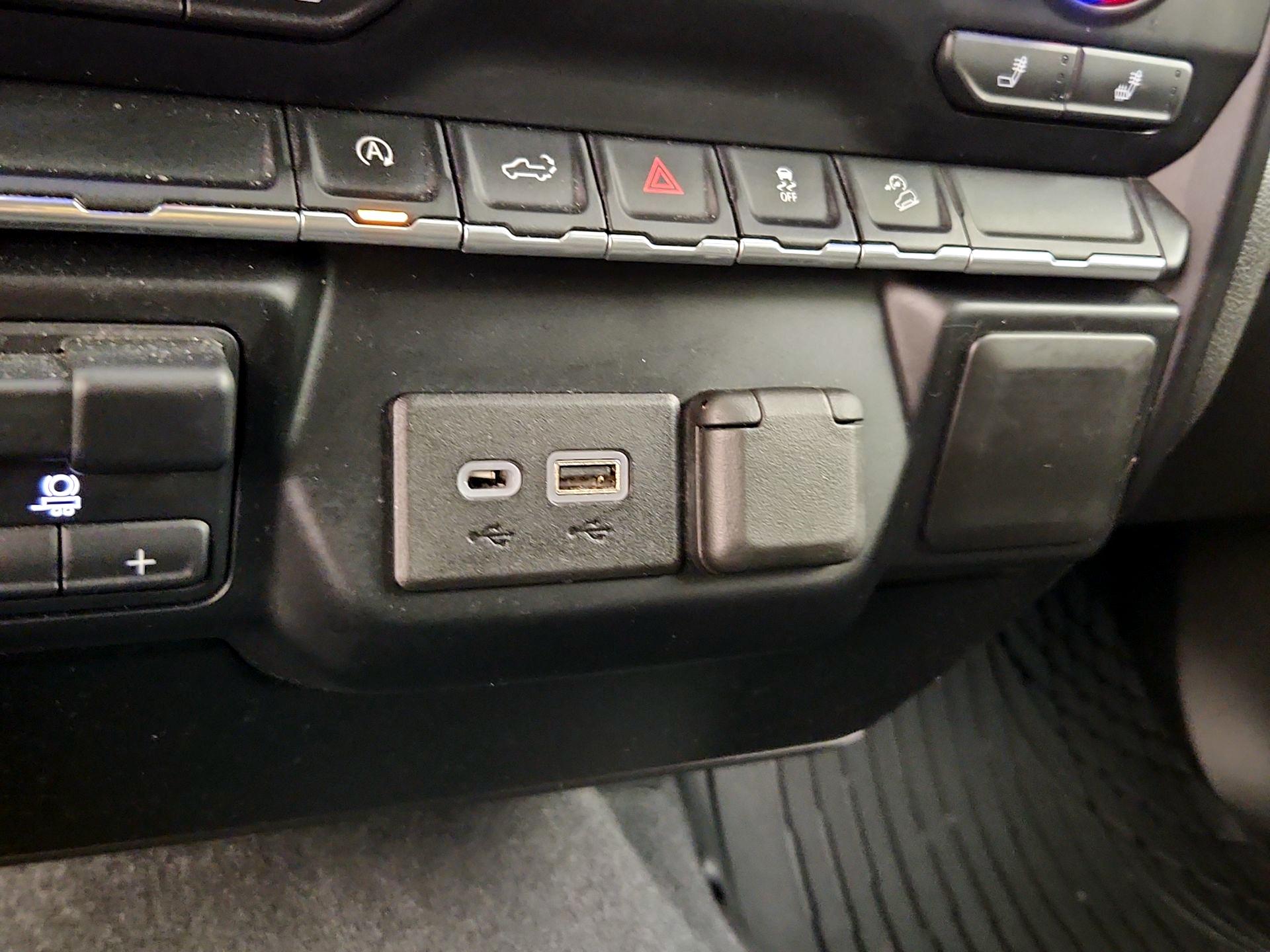 Thumbnail: 2021 Chevrolet Silverado 1500 - 18