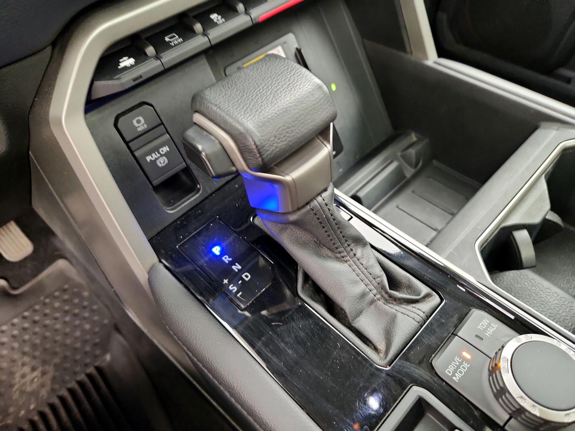 Thumbnail: 2023 Toyota Tundra - 17
