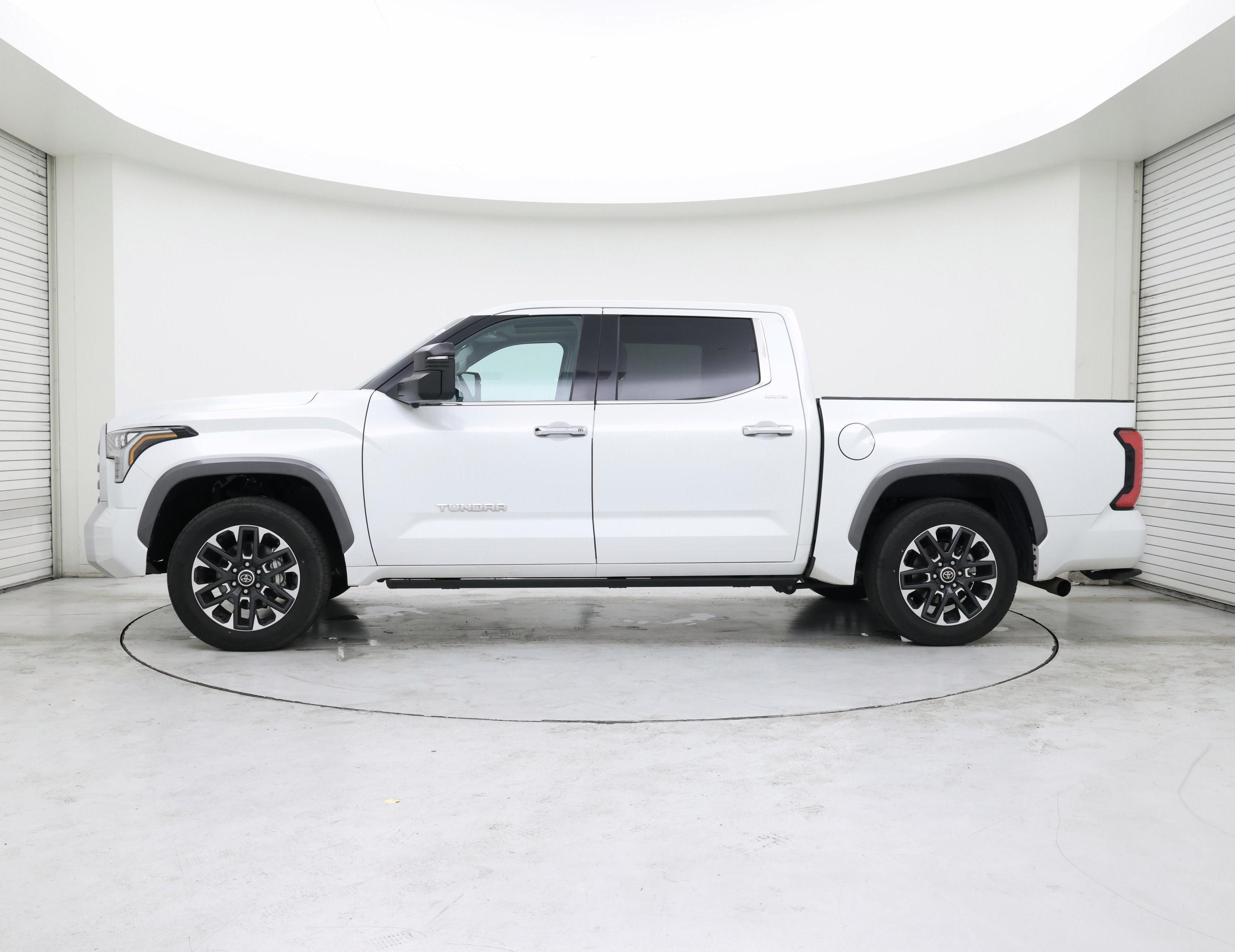 Thumbnail: 2023 Toyota Tundra - 3