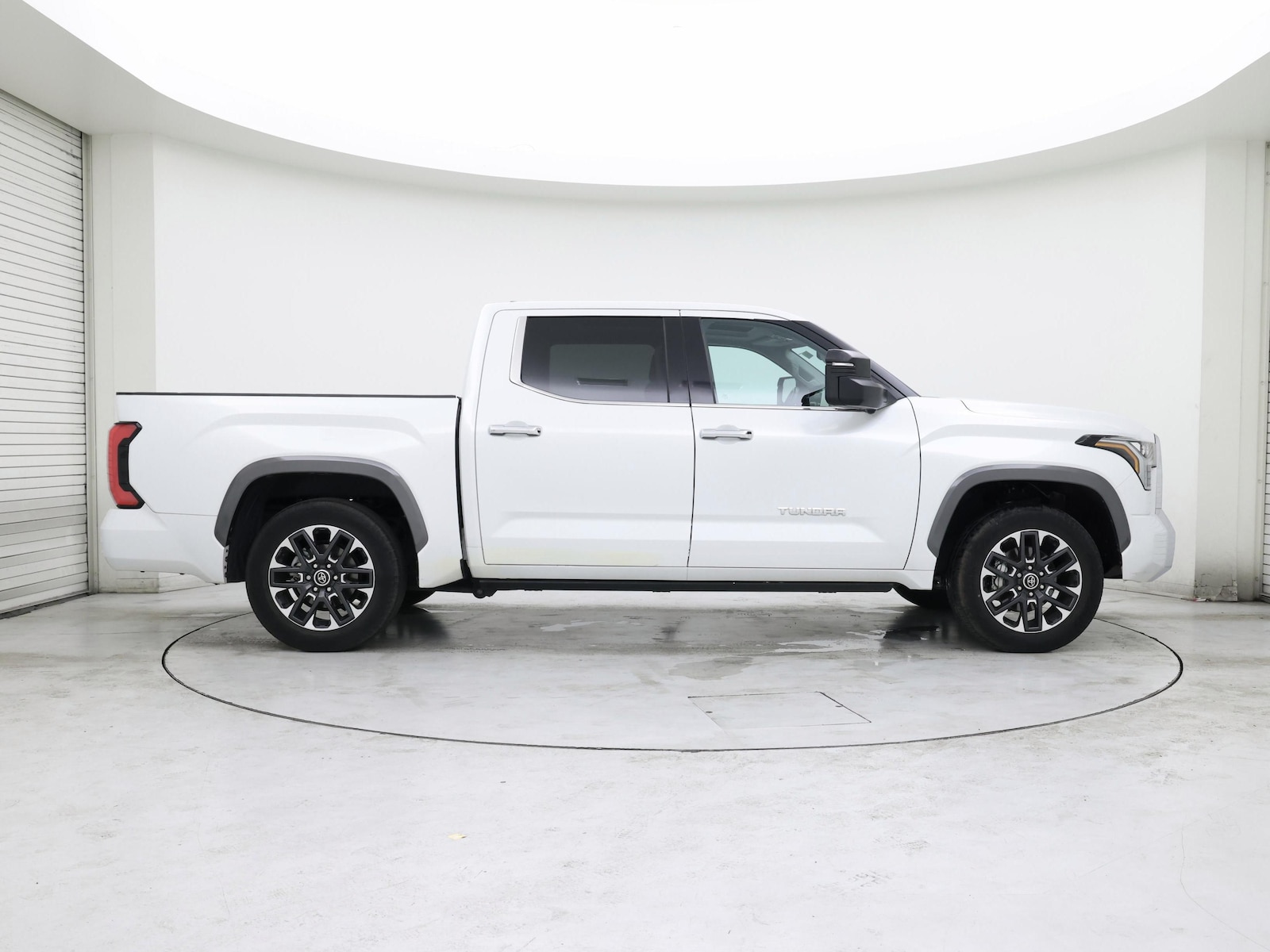 2023 Toyota Tundra Limited - Photo 8
