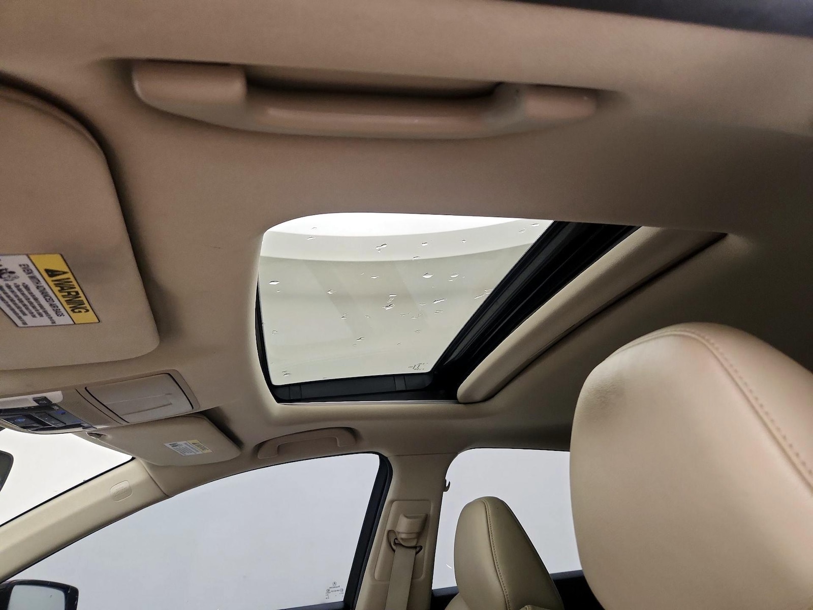 Sunroof(s) & Overhead Airbags