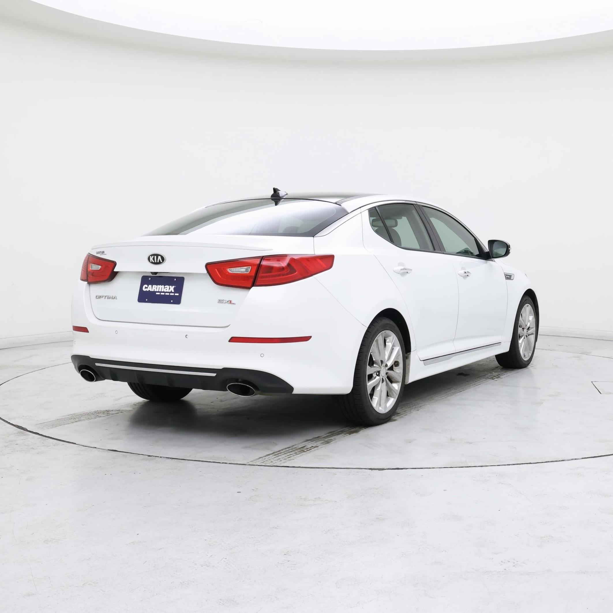 Thumbnail: 2015 Kia Optima - 8