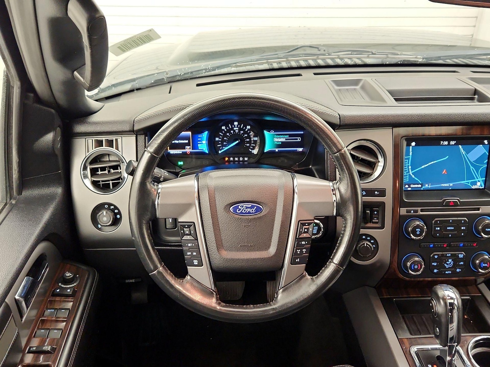 2017 Ford Expedition Platinum - Photo 11