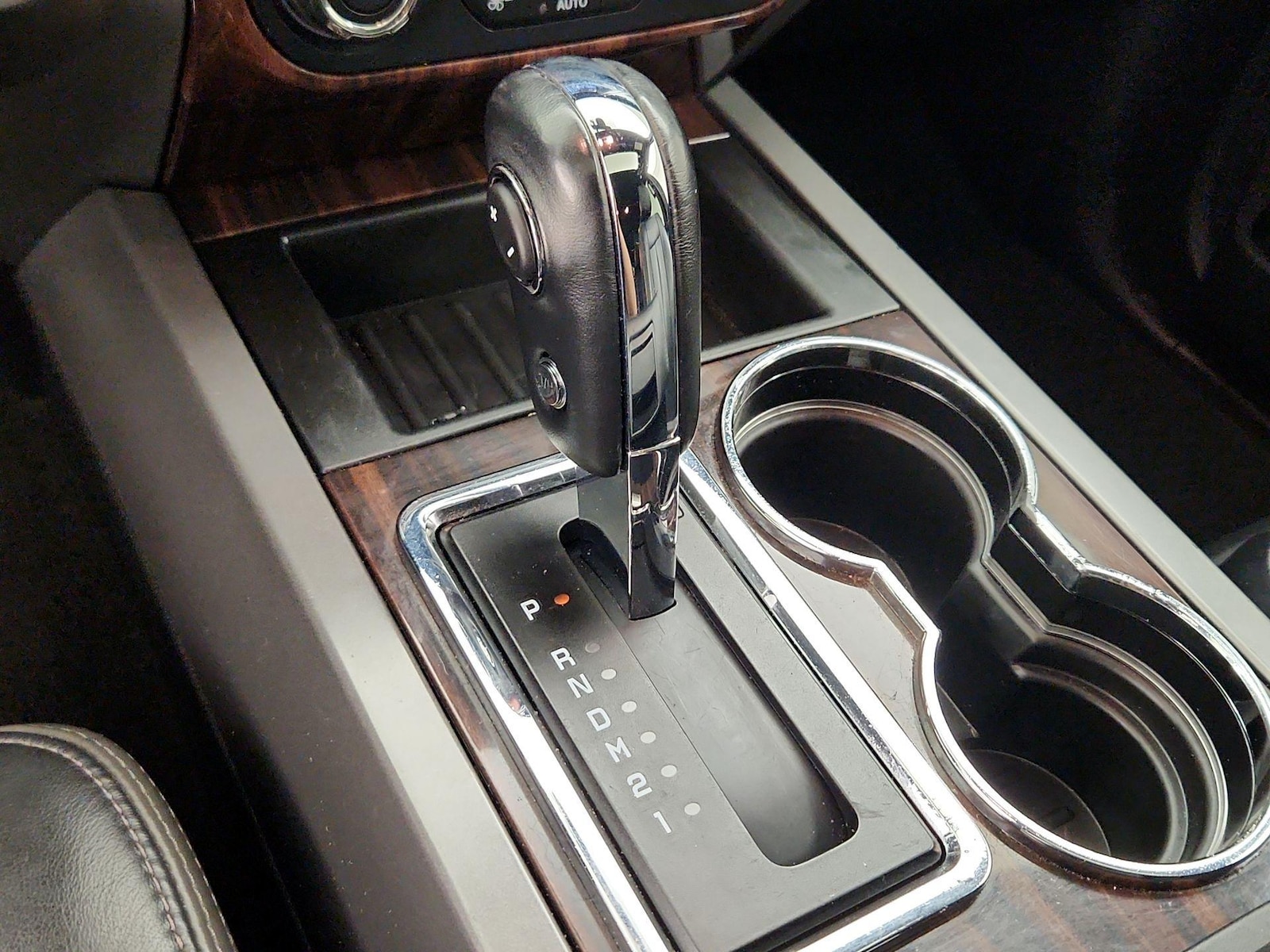 2017 Ford Expedition Platinum - Photo 19