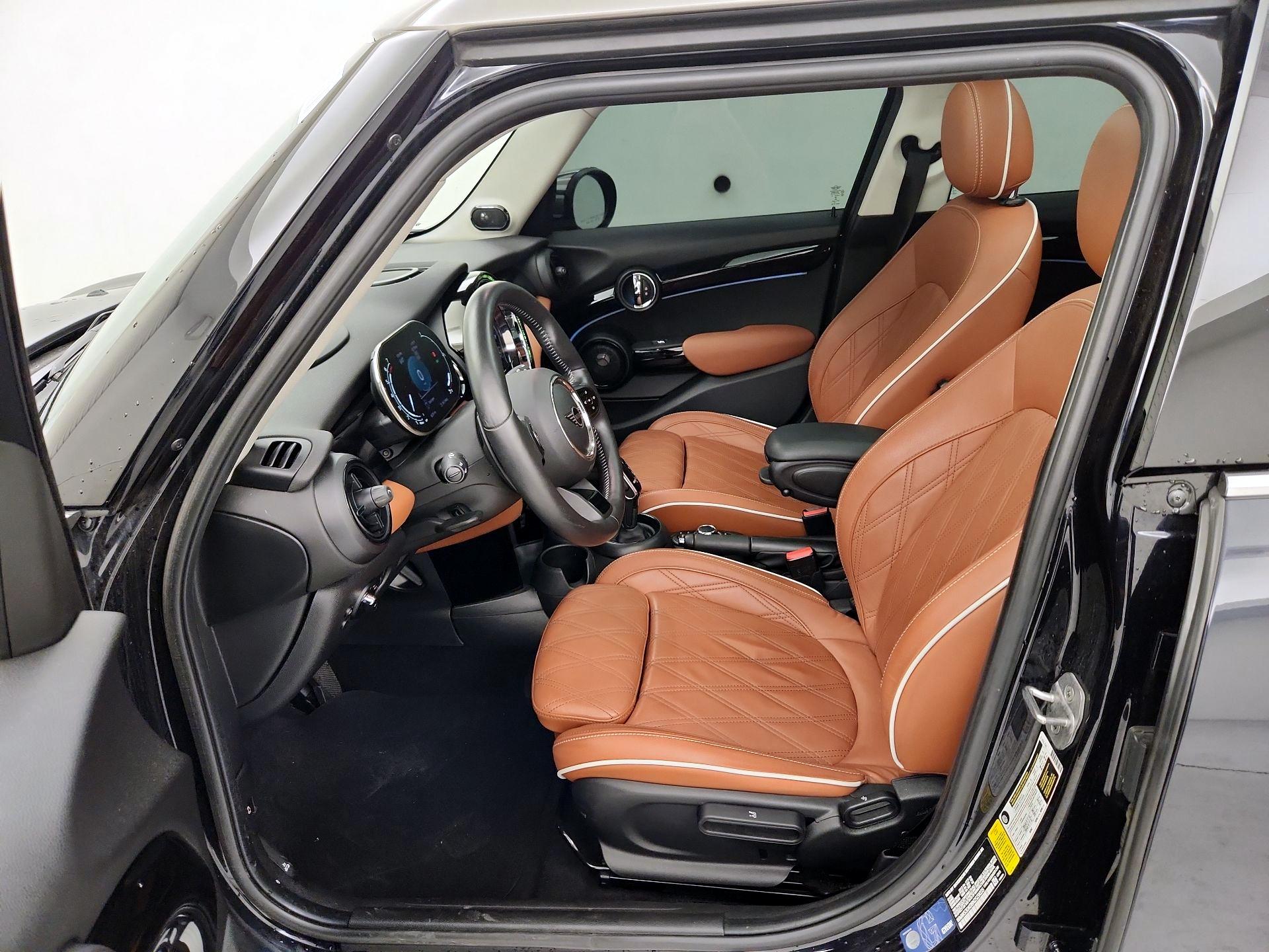 Thumbnail: 2022 MINI Cooper Hardtop - 11