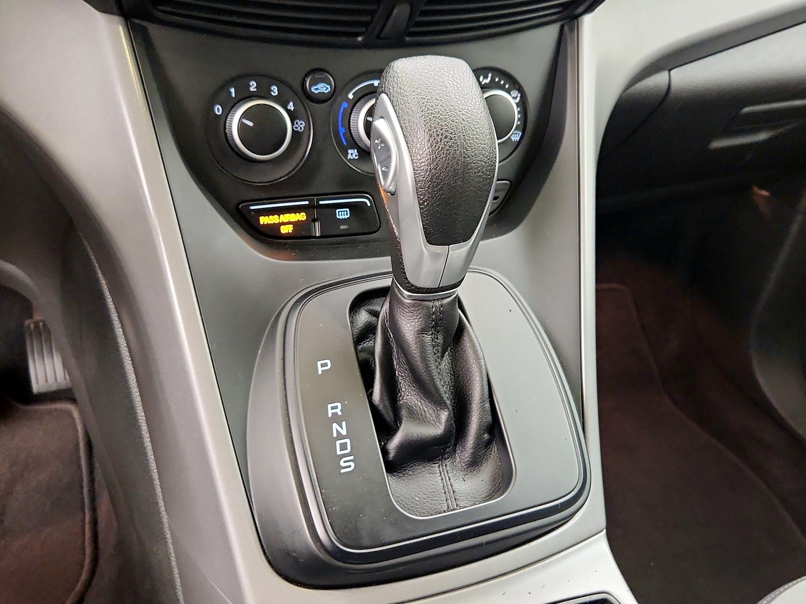 2015 Ford Escape SE - Photo 18