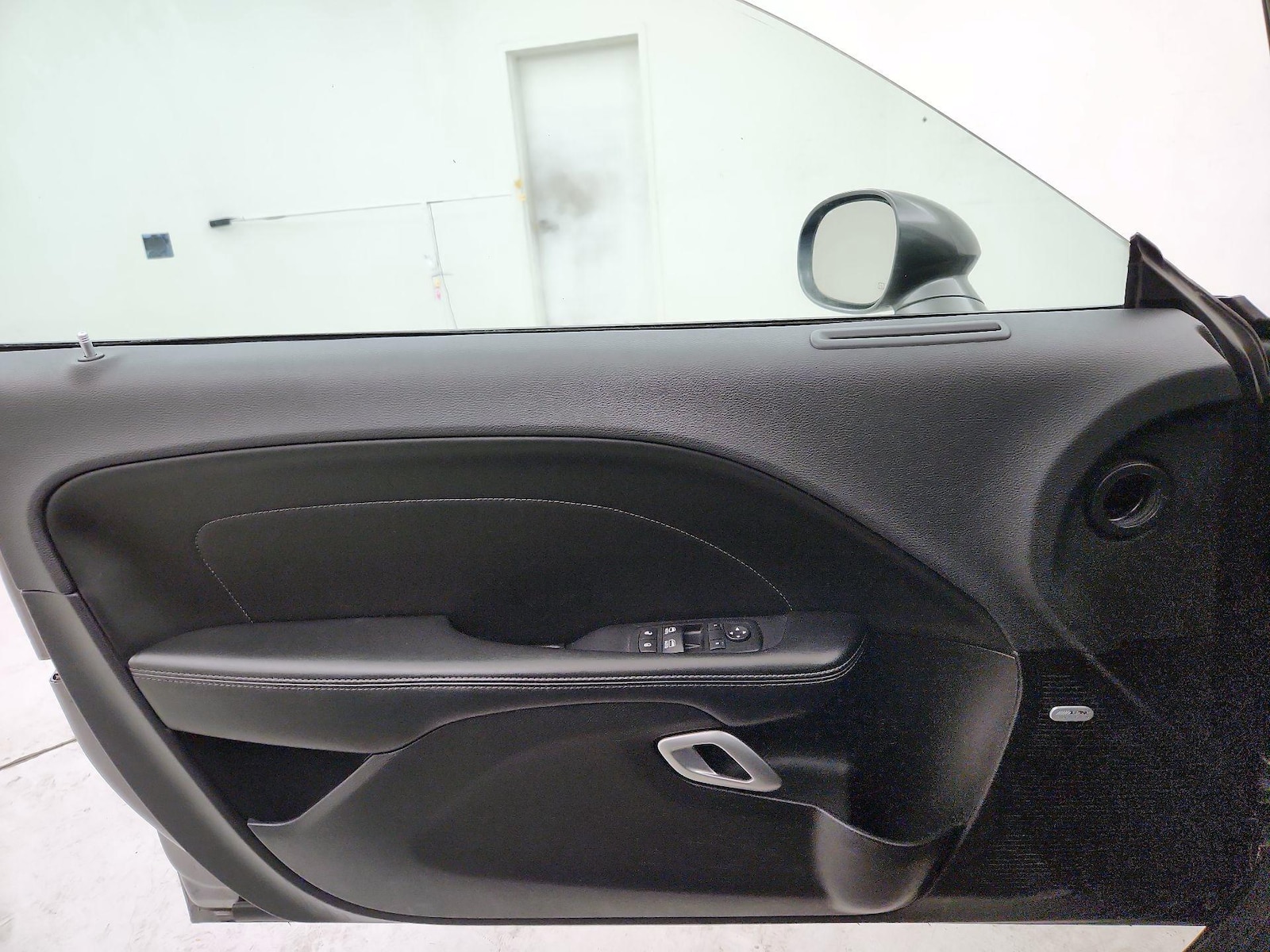 2016 Dodge Challenger SXT - Photo 13