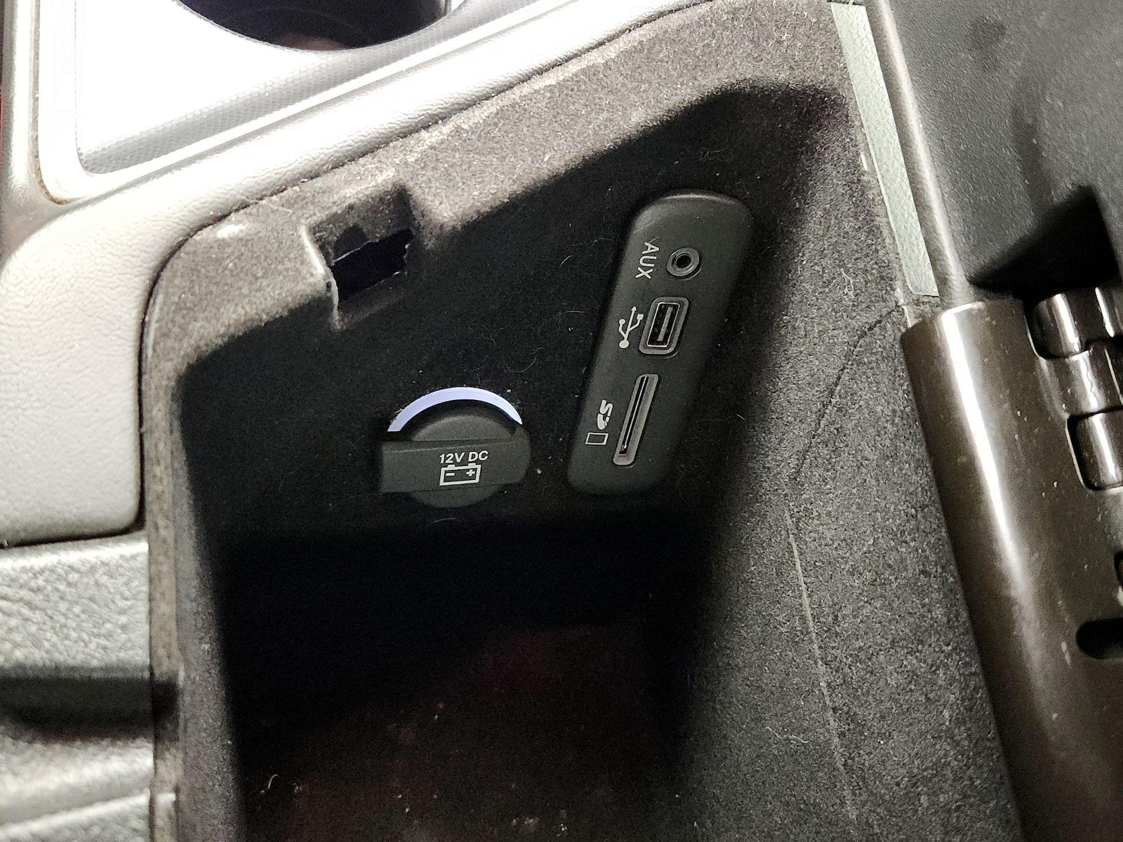 2016 Dodge Challenger SXT - Photo 20