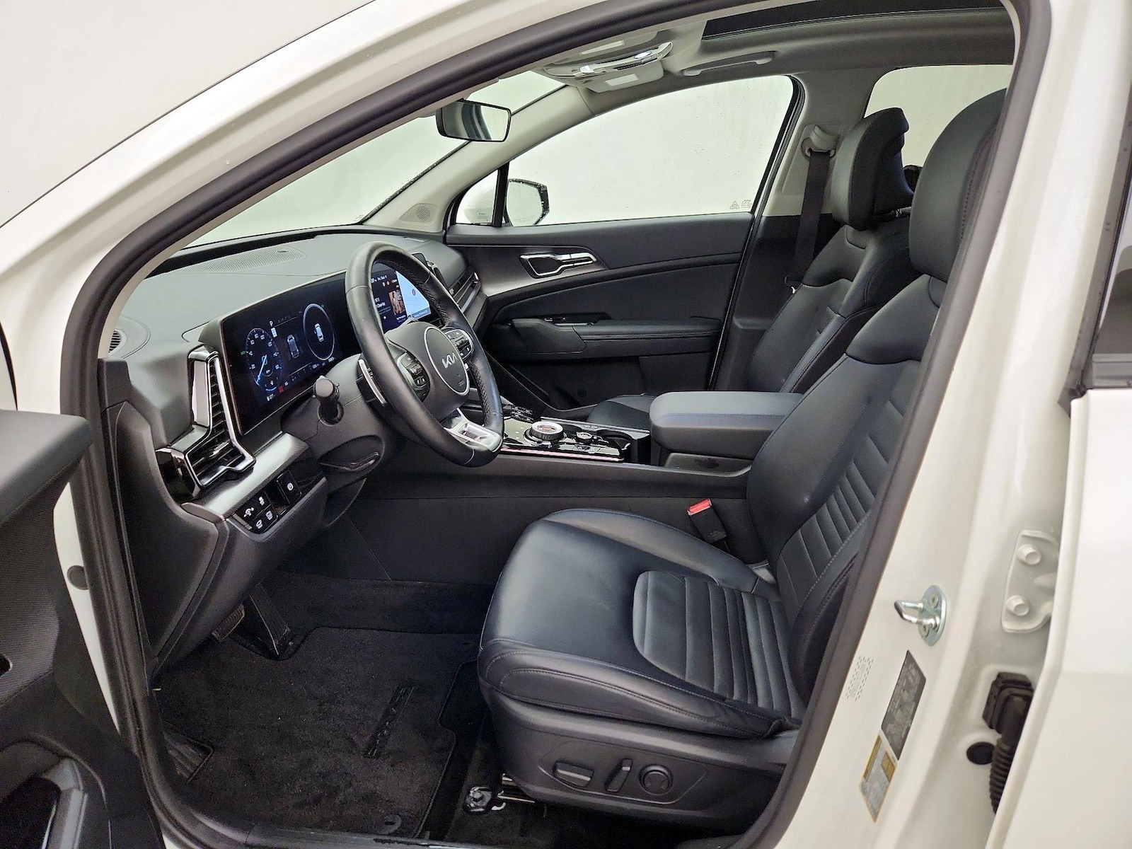 2025 Kia Sportage SX Prestige Hybrid - Photo 12