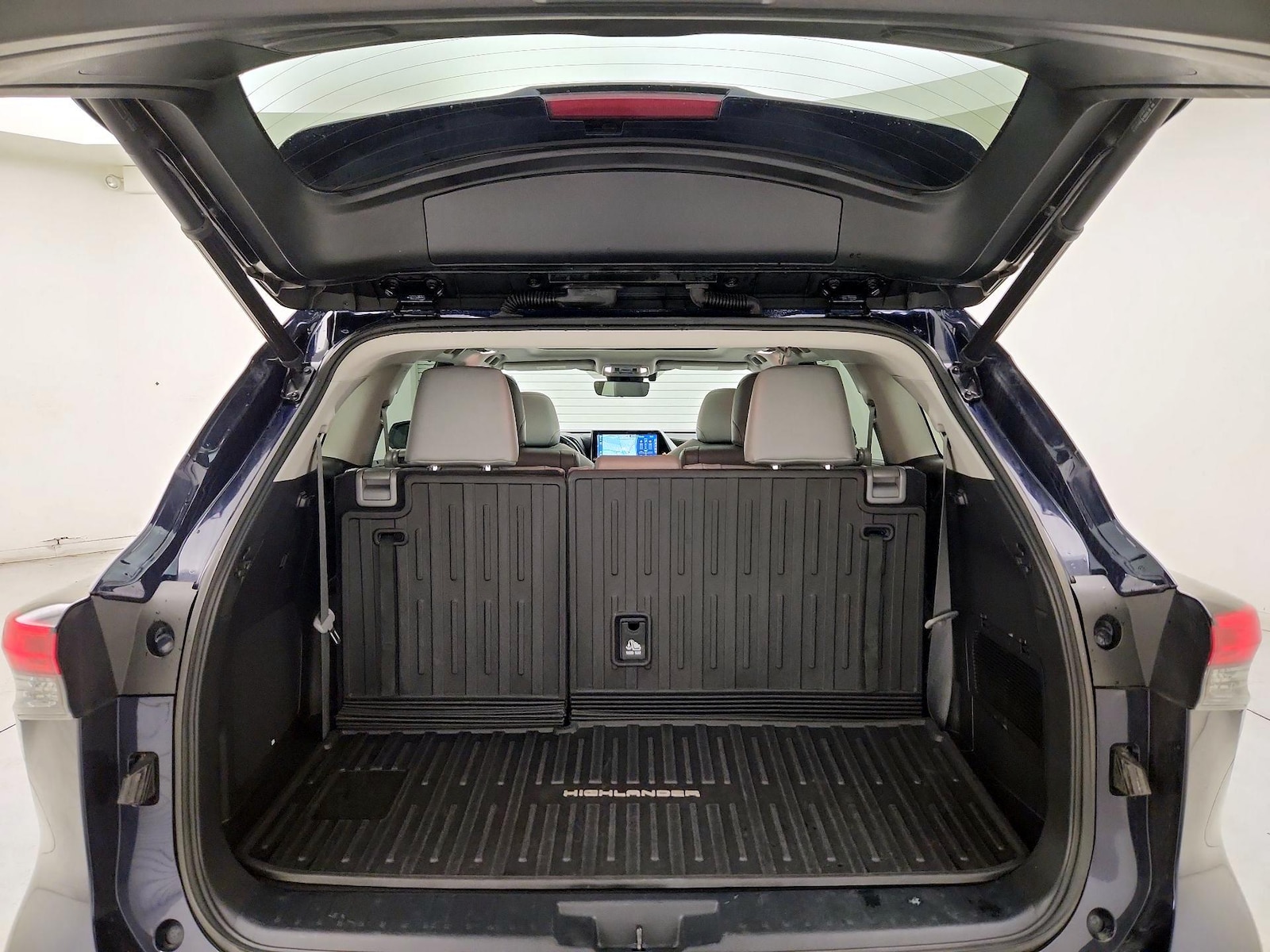 2022 Toyota Highlander Platinum - Photo 24