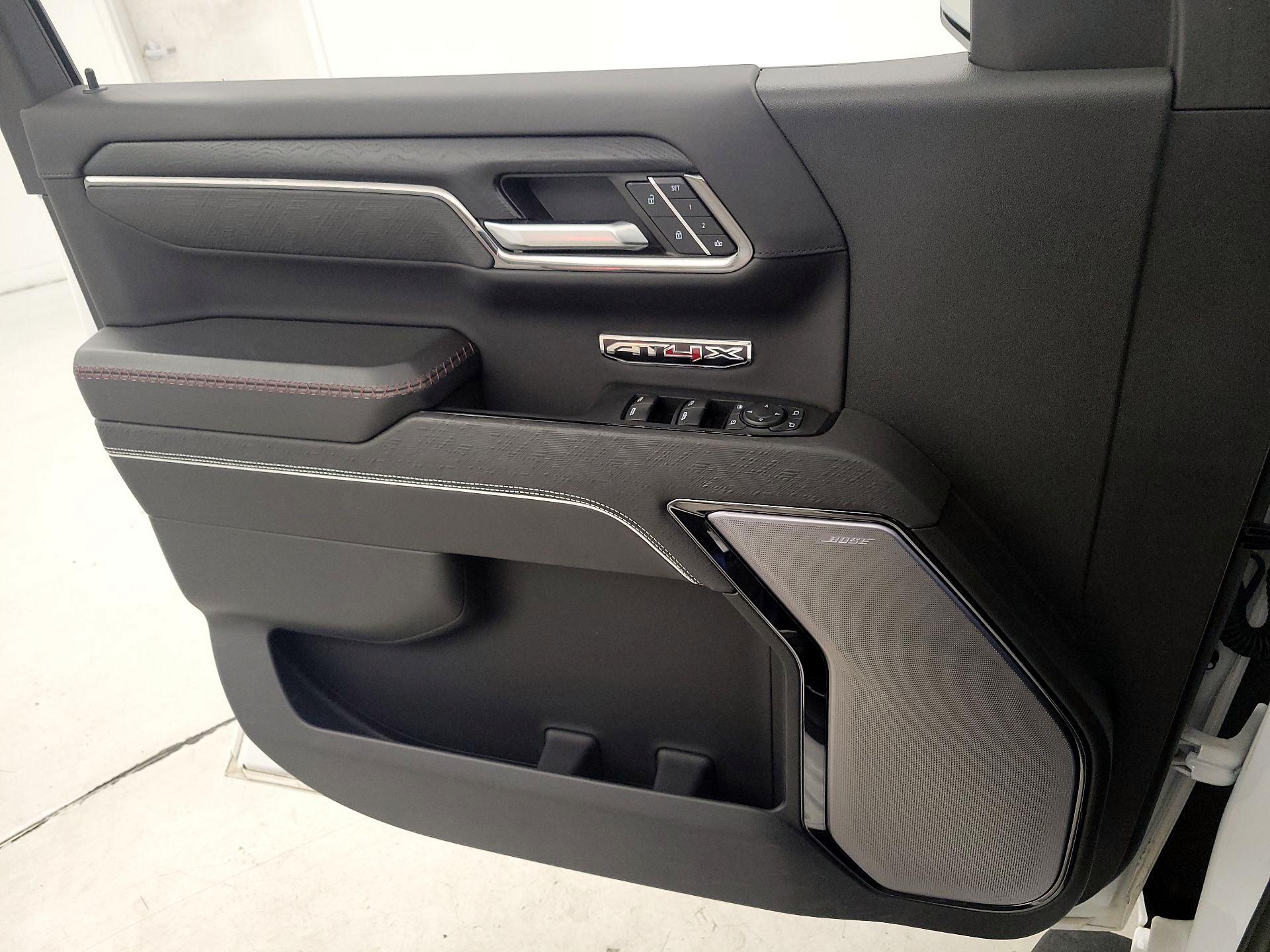 Thumbnail: 2024 GMC Sierra 1500 - 12