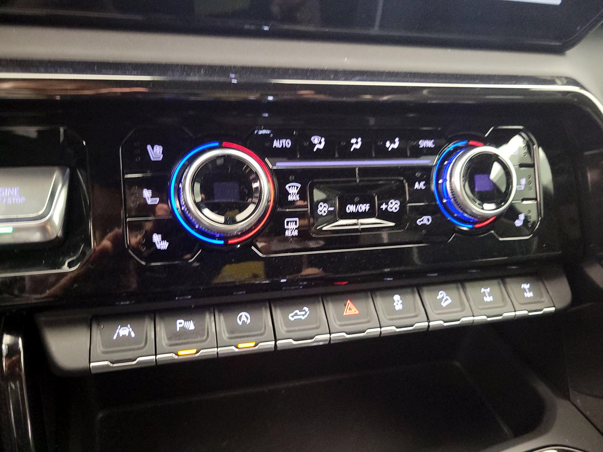 Thumbnail: 2024 GMC Sierra 1500 - 16