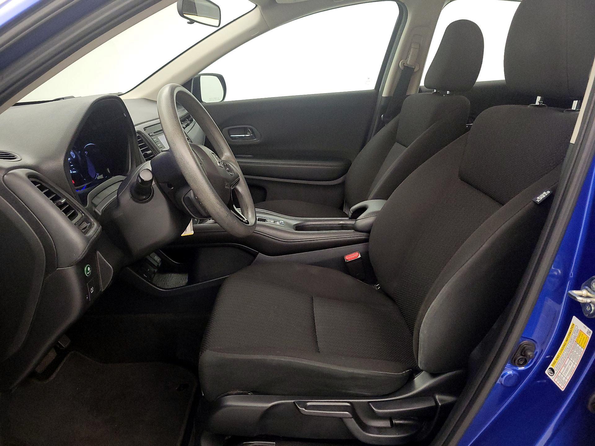 Thumbnail: 2018 Honda HR-V - 11