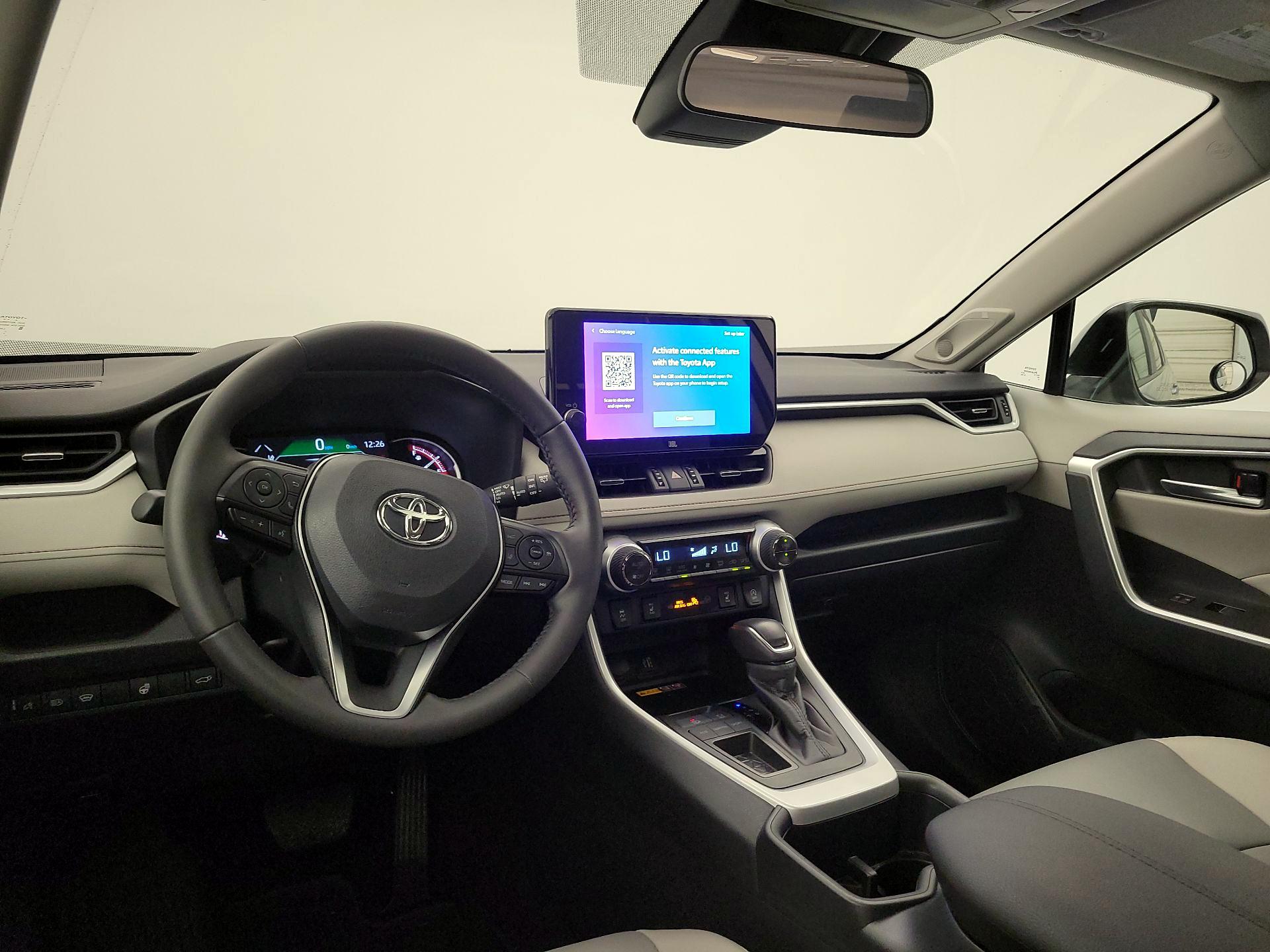 Thumbnail: 2025 Toyota RAV4 - 9