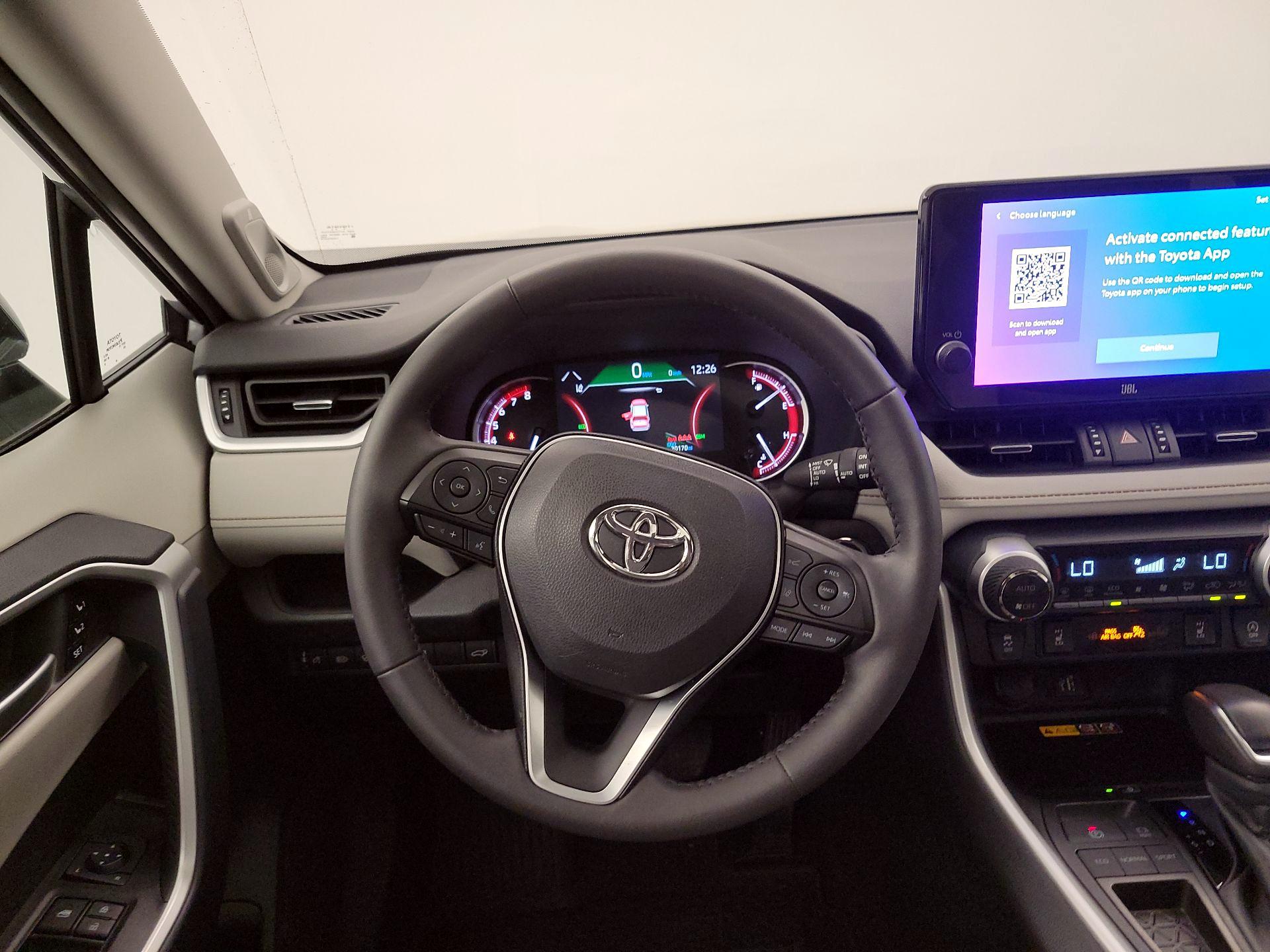 Thumbnail: 2025 Toyota RAV4 - 10