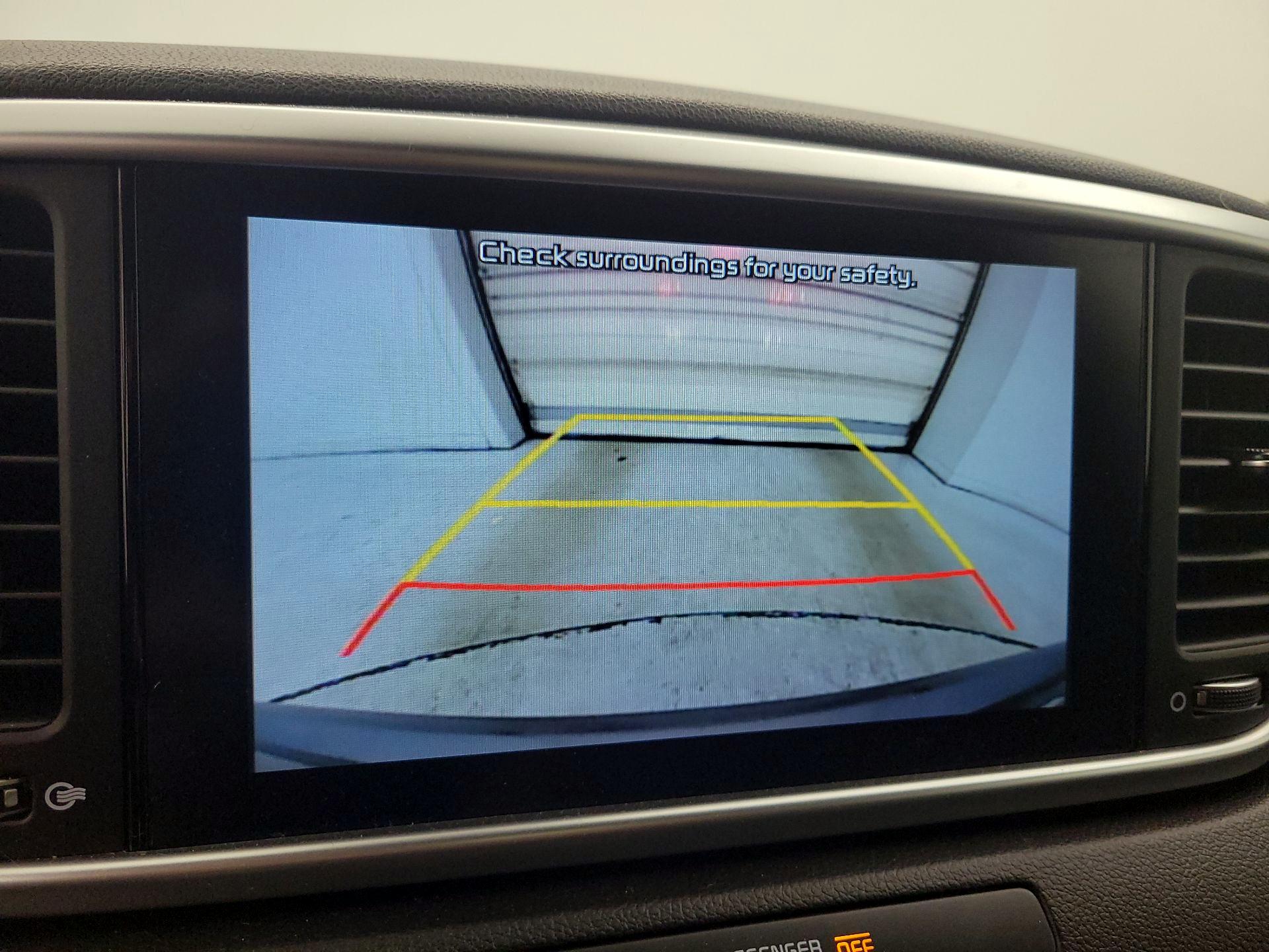 Thumbnail: 2022 Kia Sportage - 14