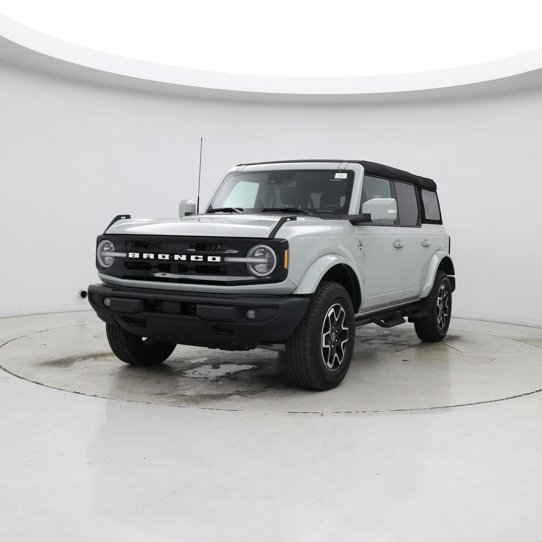 Thumbnail: 2024 Ford Bronco - 4