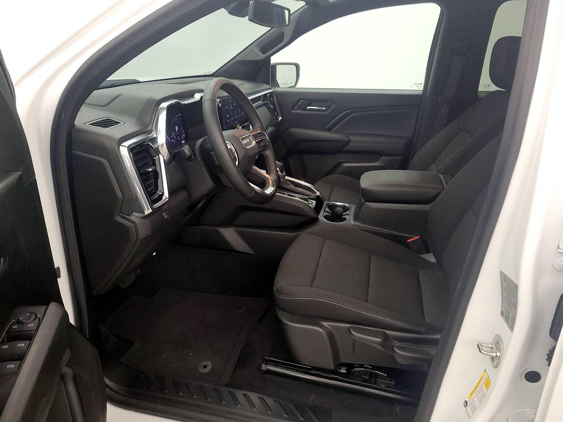 Thumbnail: 2024 GMC Canyon - 11