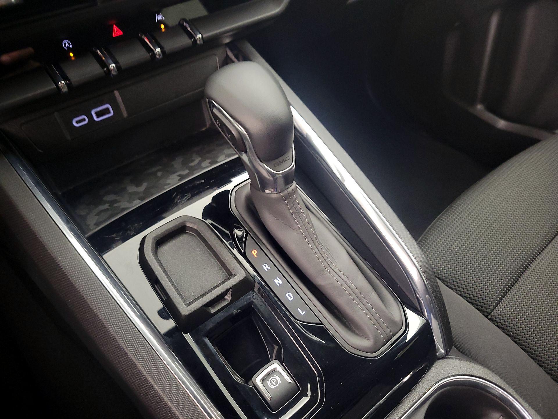 Thumbnail: 2024 GMC Canyon - 17