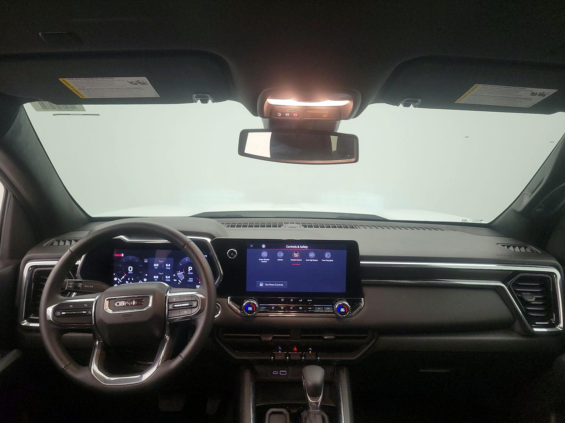 Thumbnail: 2024 GMC Canyon - 9