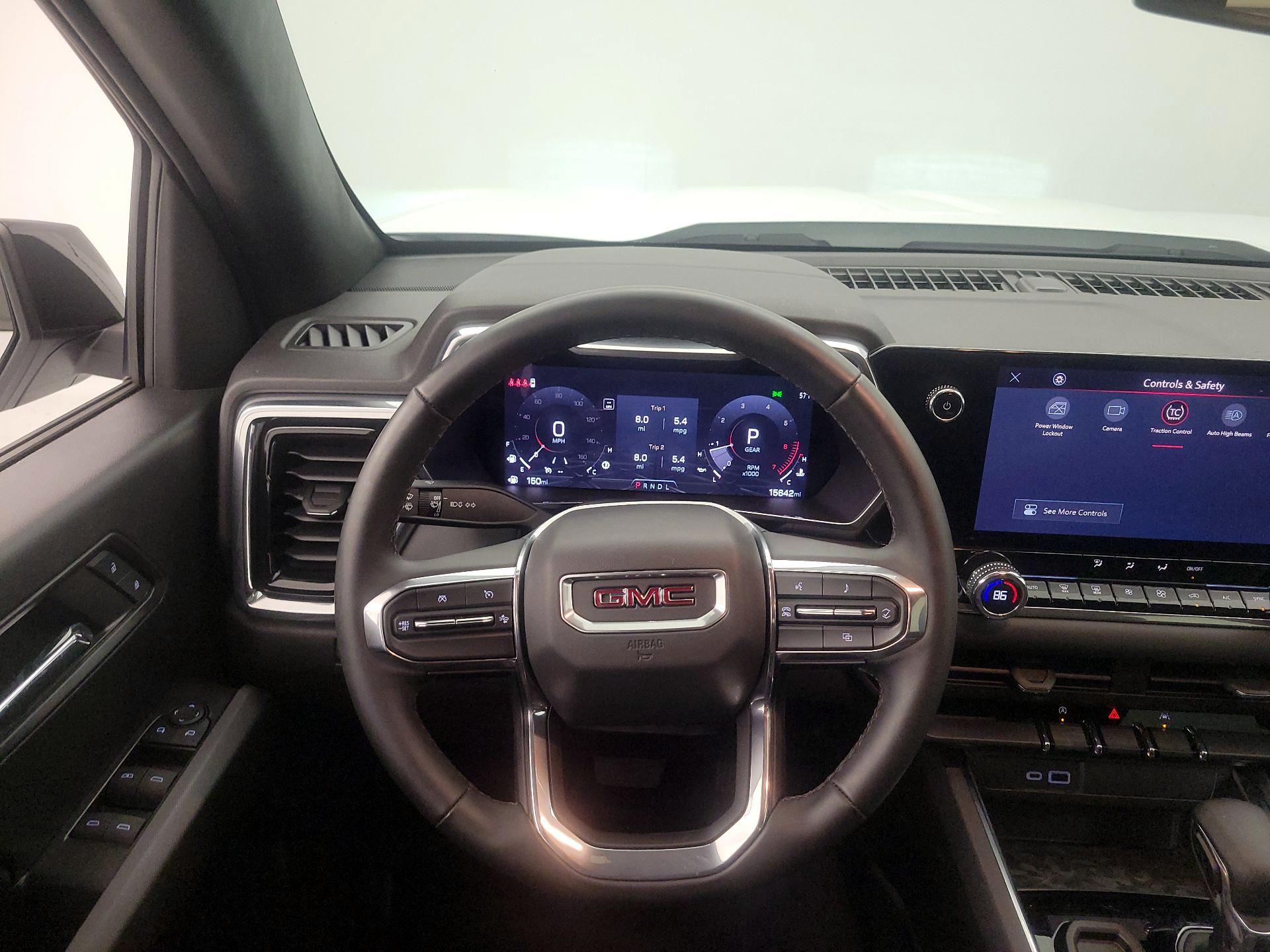 Thumbnail: 2024 GMC Canyon - 10