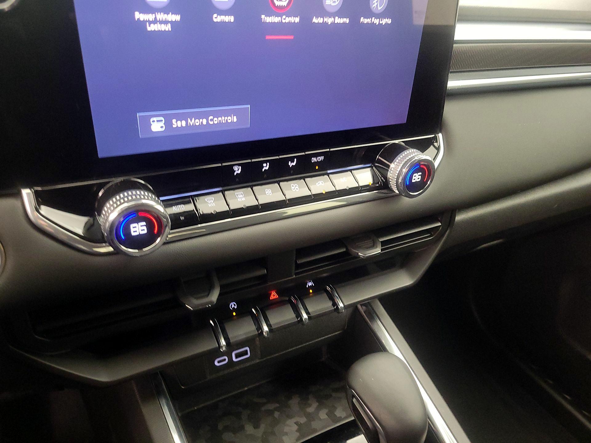 Thumbnail: 2024 GMC Canyon - 16