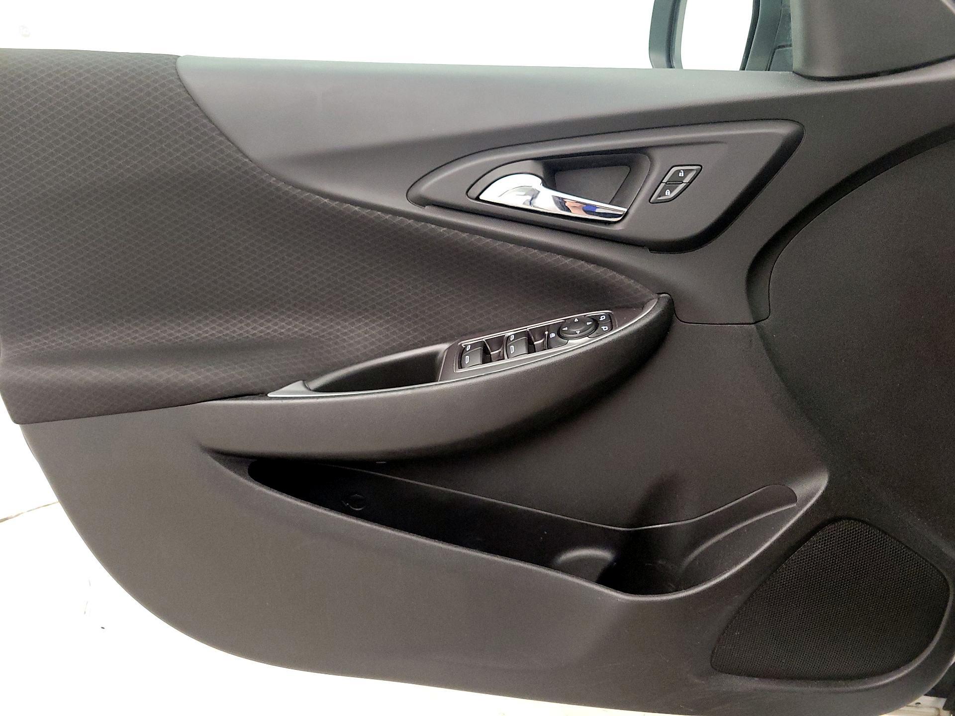 Thumbnail: 2022 Chevrolet Malibu - 12