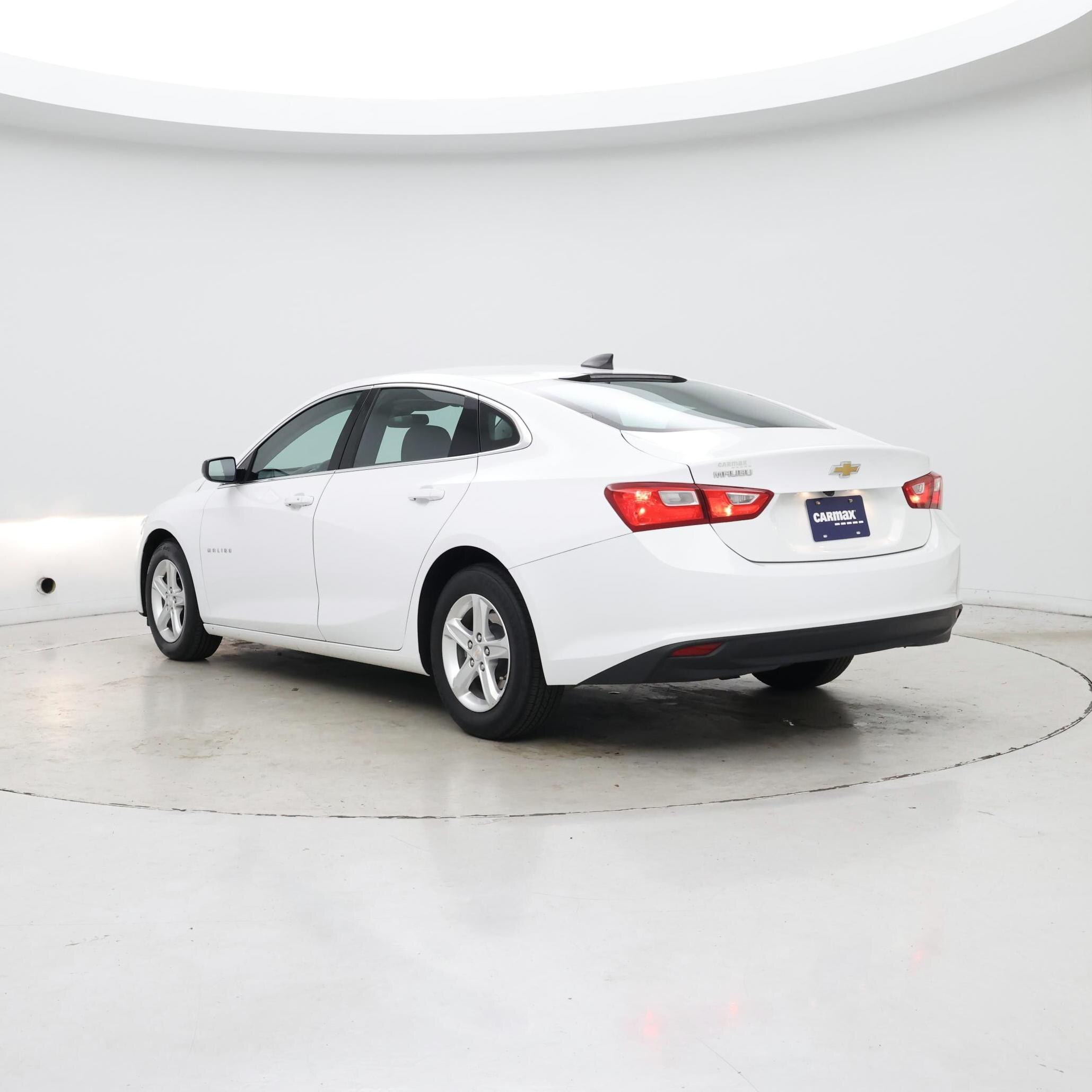 Thumbnail: 2022 Chevrolet Malibu - 2