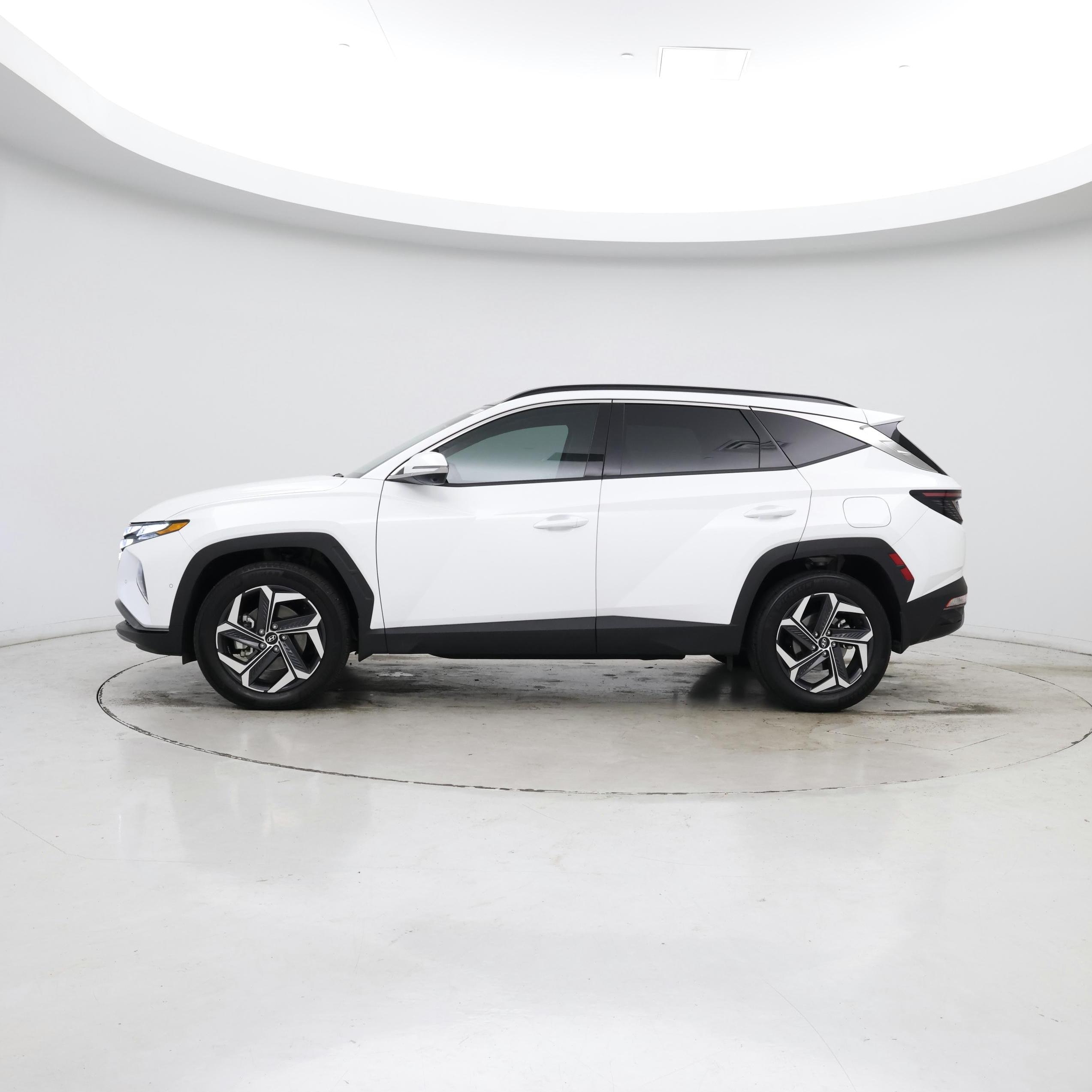 Thumbnail: 2024 Hyundai Tucson - 3