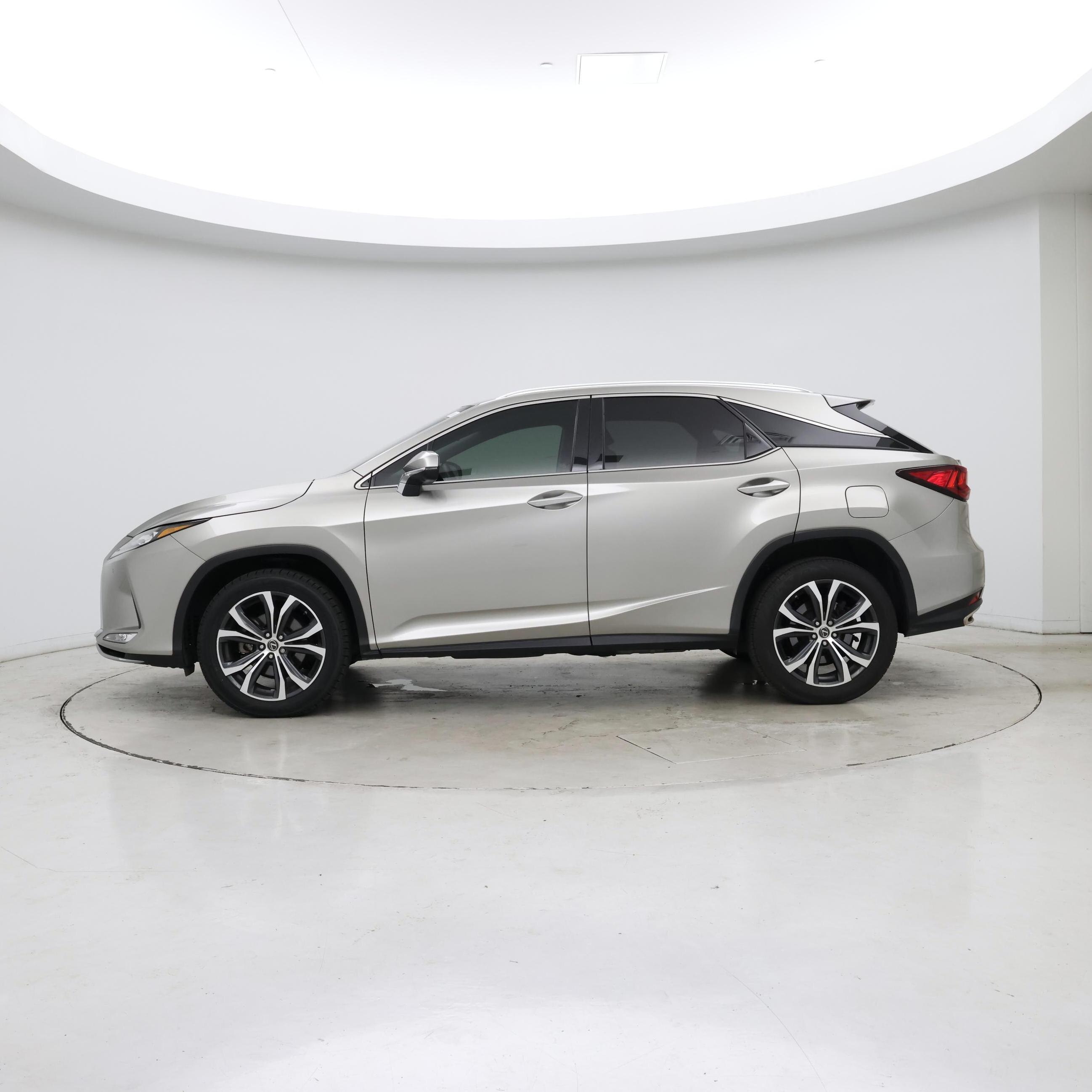 Thumbnail: 2022 Lexus RX - 3
