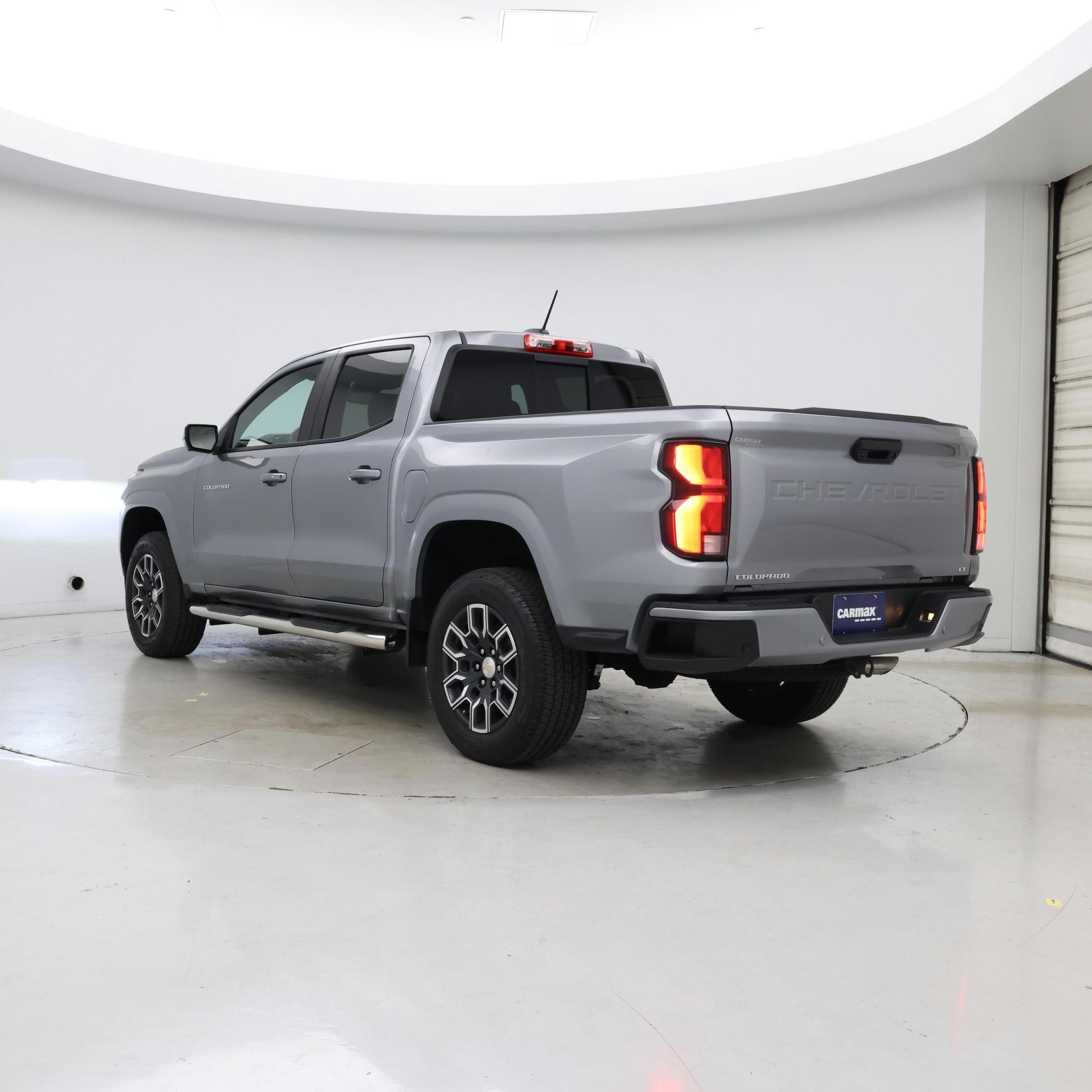 Thumbnail: 2023 Chevrolet Colorado - 2