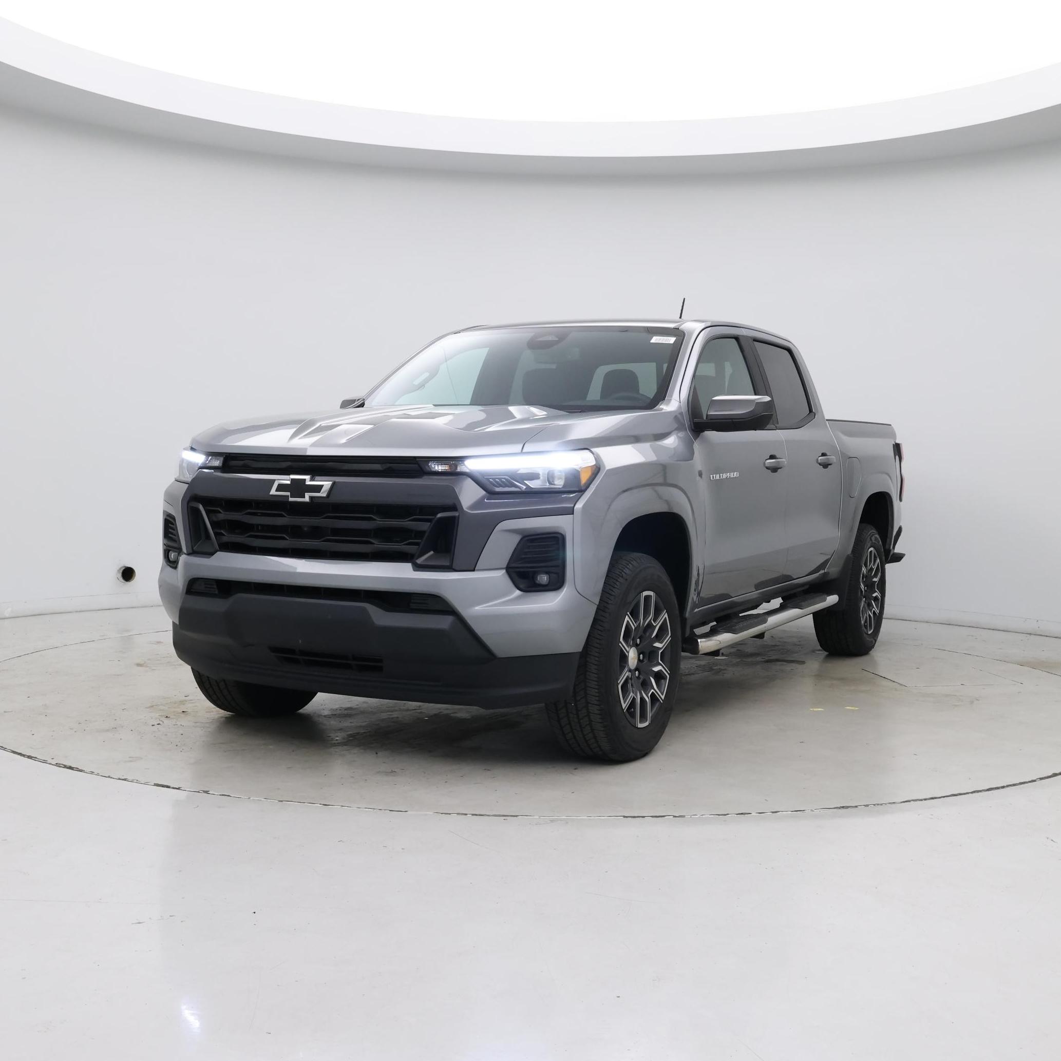 Thumbnail: 2023 Chevrolet Colorado - 4