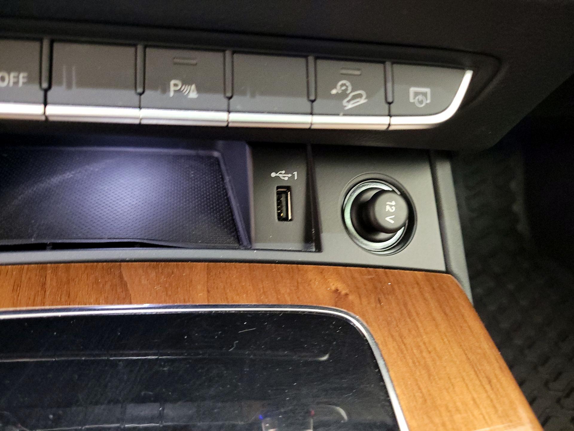 Thumbnail: 2021 Audi Q5 - 18